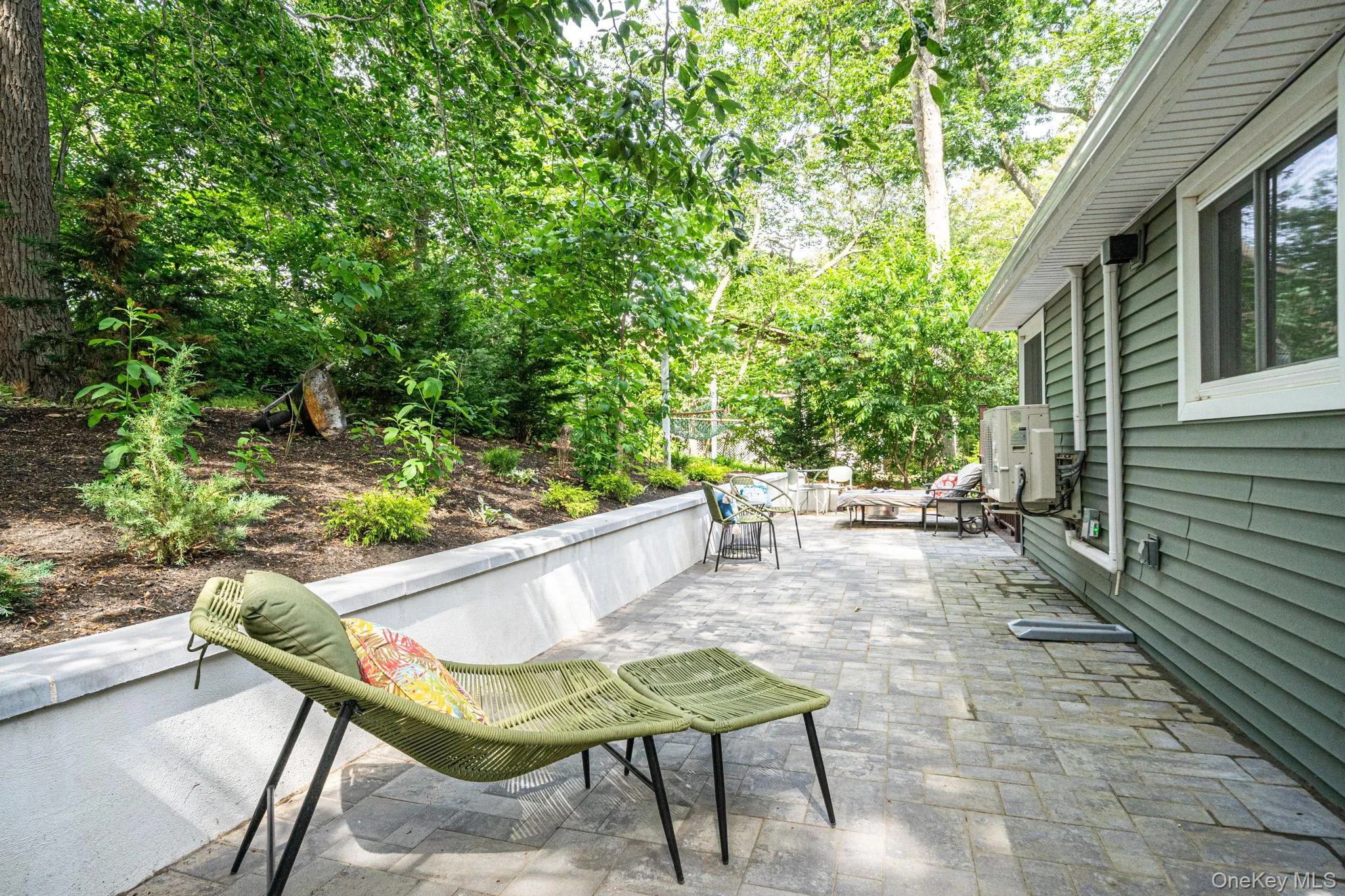 356 Oakleigh Avenue, Riverhead, NY, 1 Bedroom Bedrooms, 2 Rooms Rooms,1 BathroomBathrooms,Residential,For Rent,Oakleigh,0,1014820 356 Oakleigh Avenue, Riverhead, NY, 1 Bedroom Bedrooms, 2 Rooms Rooms,1 BathroomBathrooms,Residential,For Rent,Oakleigh,0,1014820