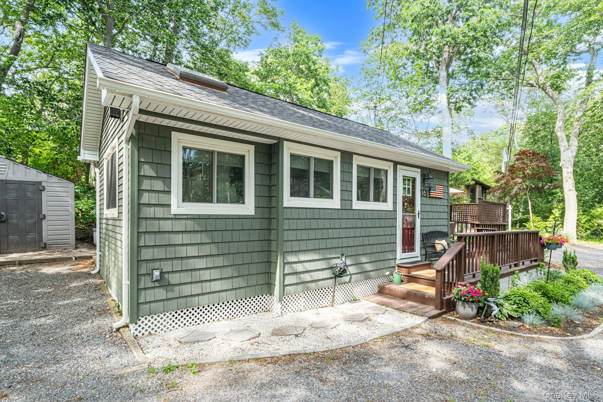 356 Oakleigh Avenue, Riverhead, NY, 1 Bedroom Bedrooms, 2 Rooms Rooms,1 BathroomBathrooms,Residential,For Rent,Oakleigh,0,1014820 356 Oakleigh Avenue, Riverhead, NY, 1 Bedroom Bedrooms, 2 Rooms Rooms,1 BathroomBathrooms,Residential,For Rent,Oakleigh,0,1014820