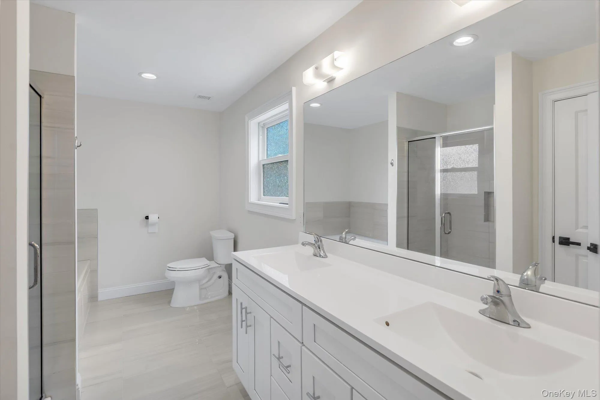 135 Elizabeth Way, Brookhaven, NY, 4 Bedrooms Bedrooms, 10 Rooms Rooms,2 BathroomsBathrooms,Residential,For Rent,Elizabeth,0,1014821 135 Elizabeth Way, Brookhaven, NY, 4 Bedrooms Bedrooms, 10 Rooms Rooms,2 BathroomsBathrooms,Residential,For Rent,Elizabeth,0,1014821