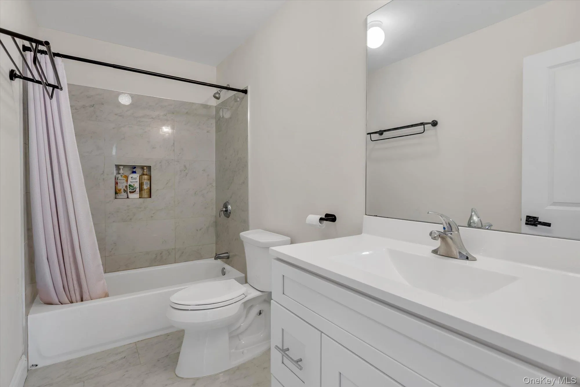 135 Elizabeth Way, Brookhaven, NY, 4 Bedrooms Bedrooms, 10 Rooms Rooms,2 BathroomsBathrooms,Residential,For Rent,Elizabeth,0,1014821 135 Elizabeth Way, Brookhaven, NY, 4 Bedrooms Bedrooms, 10 Rooms Rooms,2 BathroomsBathrooms,Residential,For Rent,Elizabeth,0,1014821