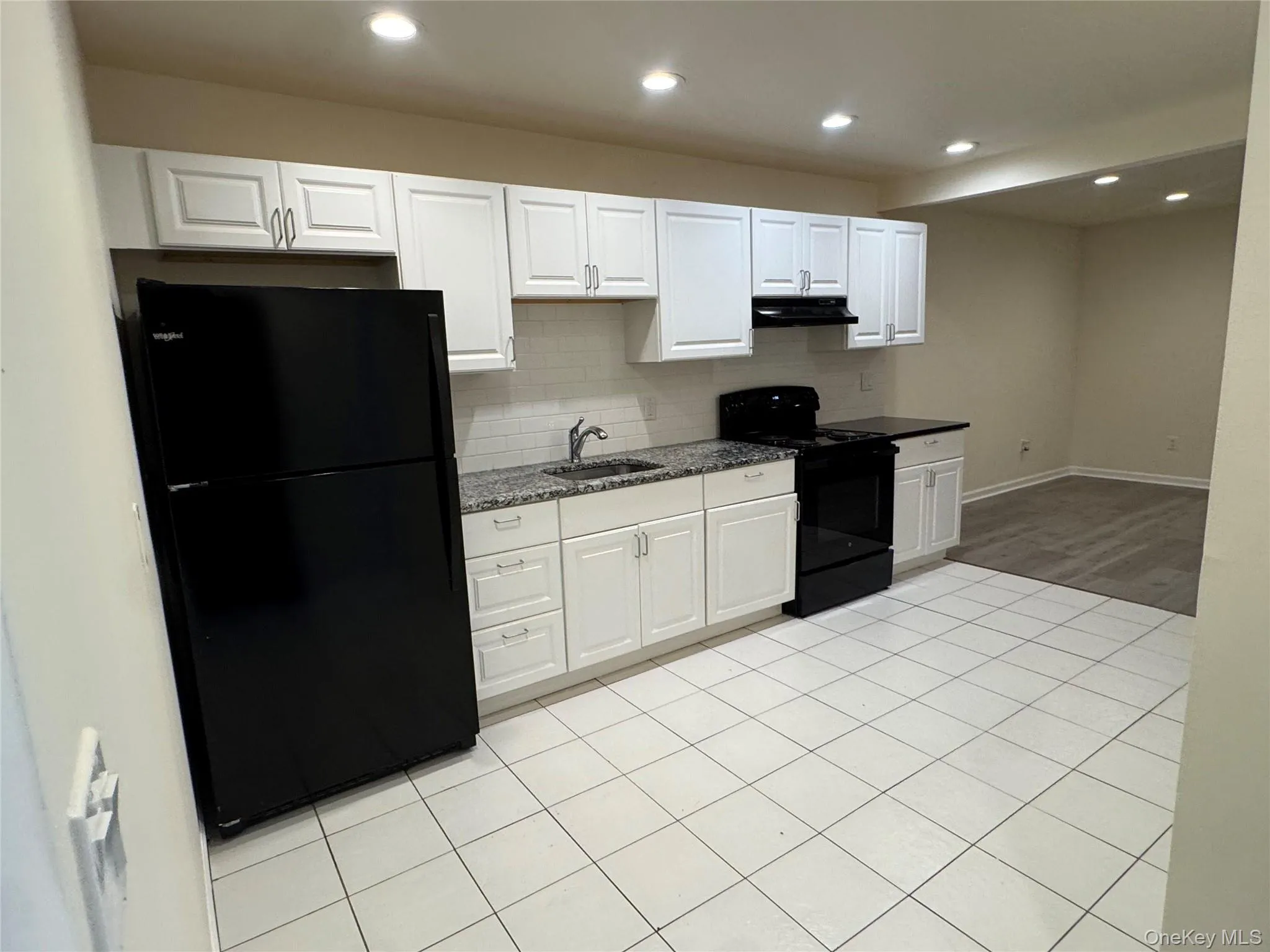 286 Main Street, Beacon, NY, 1 Bedroom Bedrooms, 5 Rooms Rooms,1 BathroomBathrooms,Residential Lease,For Rent,Main,0,1014822 286 Main Street, Beacon, NY, 1 Bedroom Bedrooms, 5 Rooms Rooms,1 BathroomBathrooms,Residential Lease,For Rent,Main,0,1014822