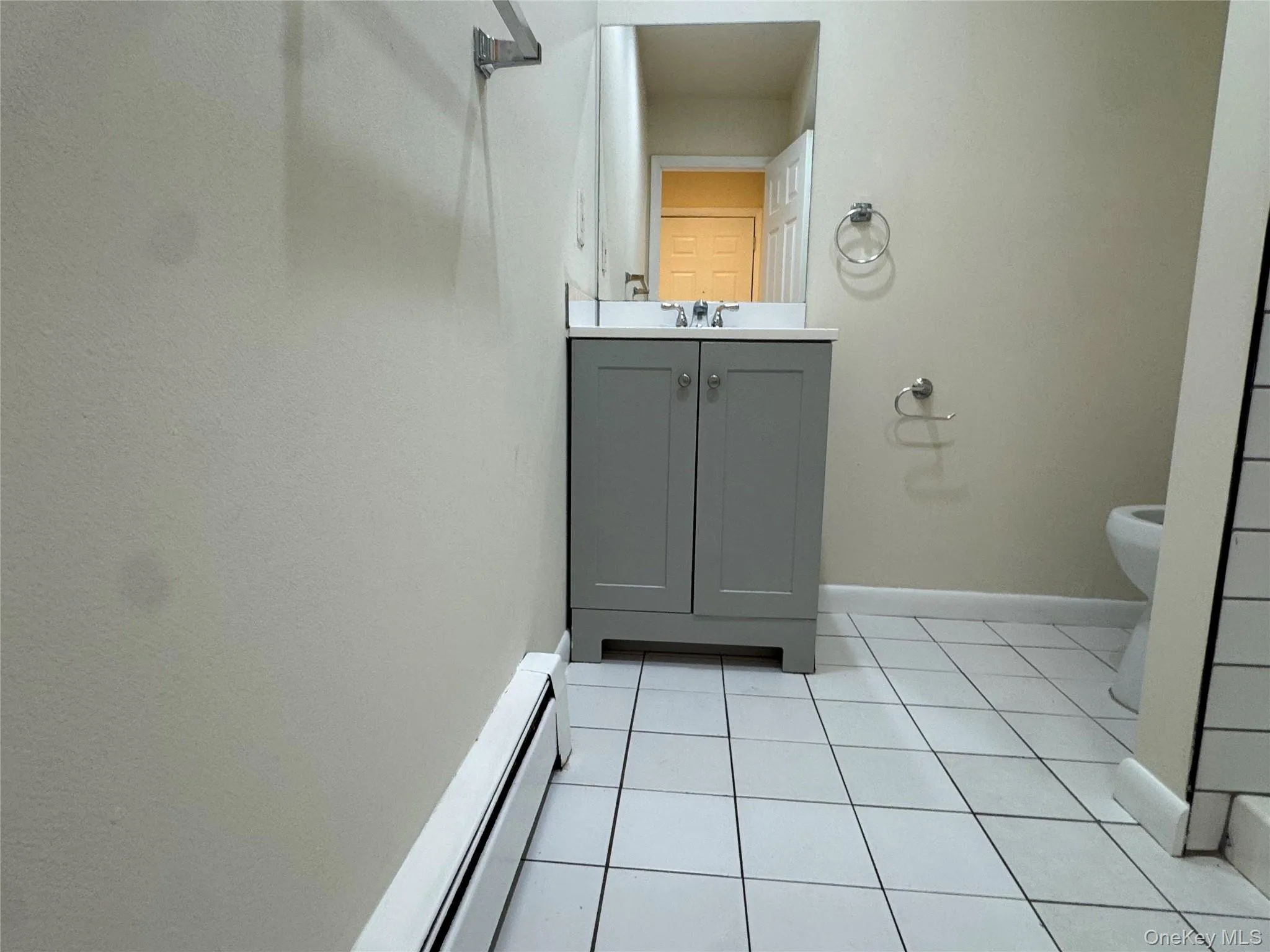 286 Main Street, Beacon, NY, 1 Bedroom Bedrooms, 5 Rooms Rooms,1 BathroomBathrooms,Residential Lease,For Rent,Main,0,1014822 286 Main Street, Beacon, NY, 1 Bedroom Bedrooms, 5 Rooms Rooms,1 BathroomBathrooms,Residential Lease,For Rent,Main,0,1014822