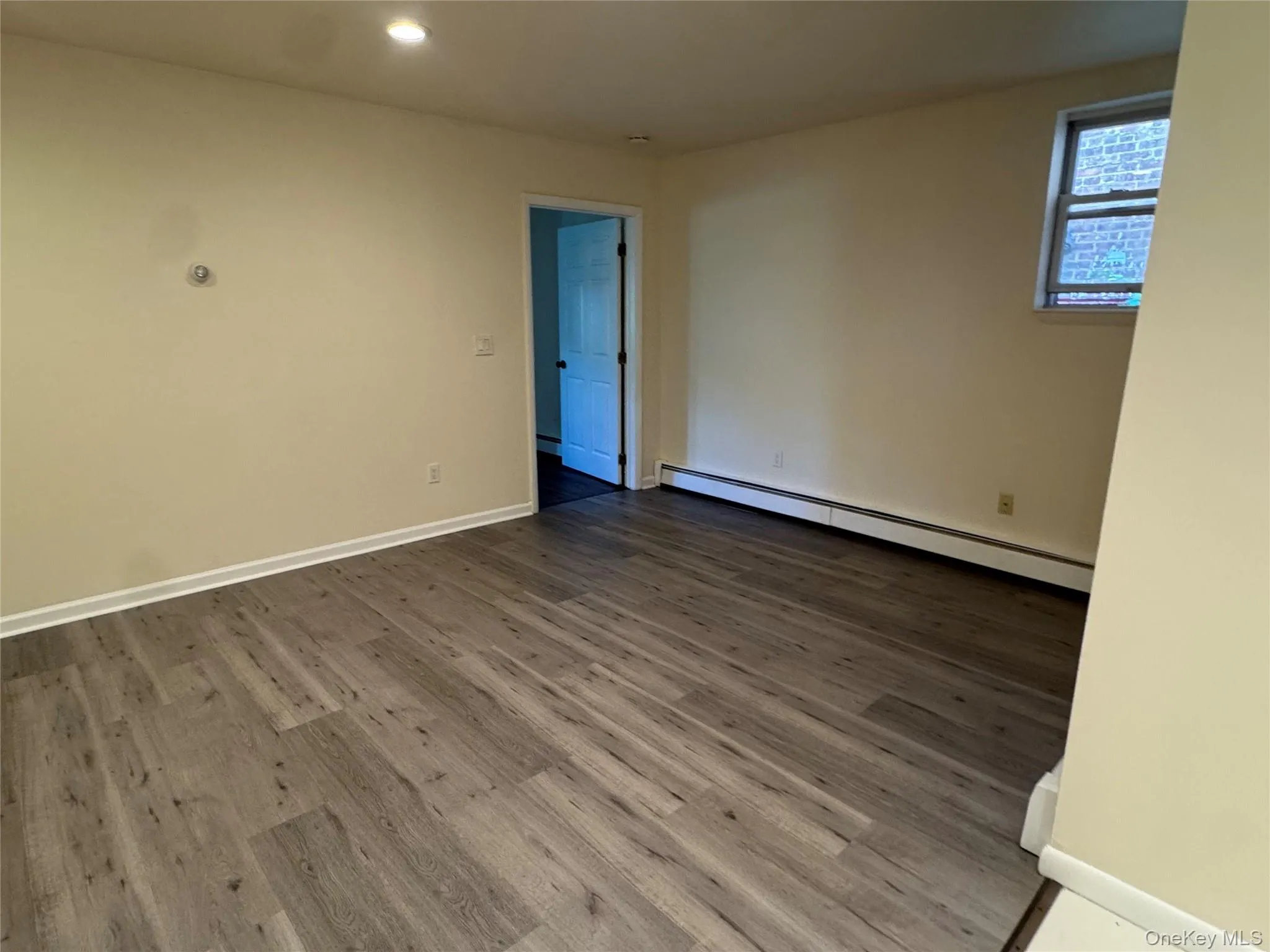286 Main Street, Beacon, NY, 1 Bedroom Bedrooms, 5 Rooms Rooms,1 BathroomBathrooms,Residential Lease,For Rent,Main,0,1014822 286 Main Street, Beacon, NY, 1 Bedroom Bedrooms, 5 Rooms Rooms,1 BathroomBathrooms,Residential Lease,For Rent,Main,0,1014822