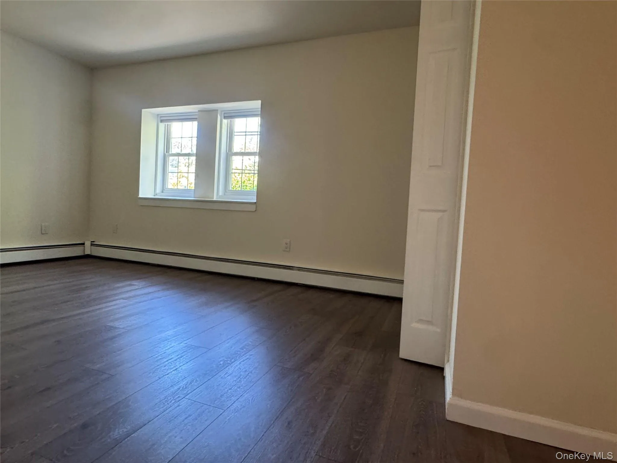 286 Main Street, Beacon, NY, 1 Bedroom Bedrooms, 5 Rooms Rooms,1 BathroomBathrooms,Residential Lease,For Rent,Main,0,1014822 286 Main Street, Beacon, NY, 1 Bedroom Bedrooms, 5 Rooms Rooms,1 BathroomBathrooms,Residential Lease,For Rent,Main,0,1014822