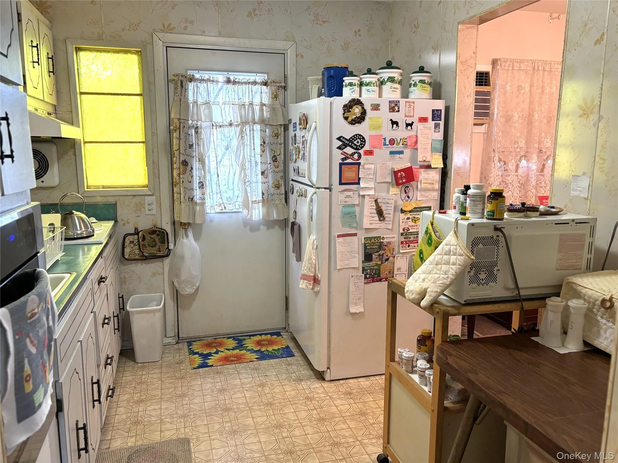 352 Boundary Avenue, Oyster Bay, NY, 4 Bedrooms Bedrooms, 7 Rooms Rooms,2 BathroomsBathrooms,Residential,For Rent,Boundary,0,1014824 352 Boundary Avenue, Oyster Bay, NY, 4 Bedrooms Bedrooms, 7 Rooms Rooms,2 BathroomsBathrooms,Residential,For Rent,Boundary,0,1014824