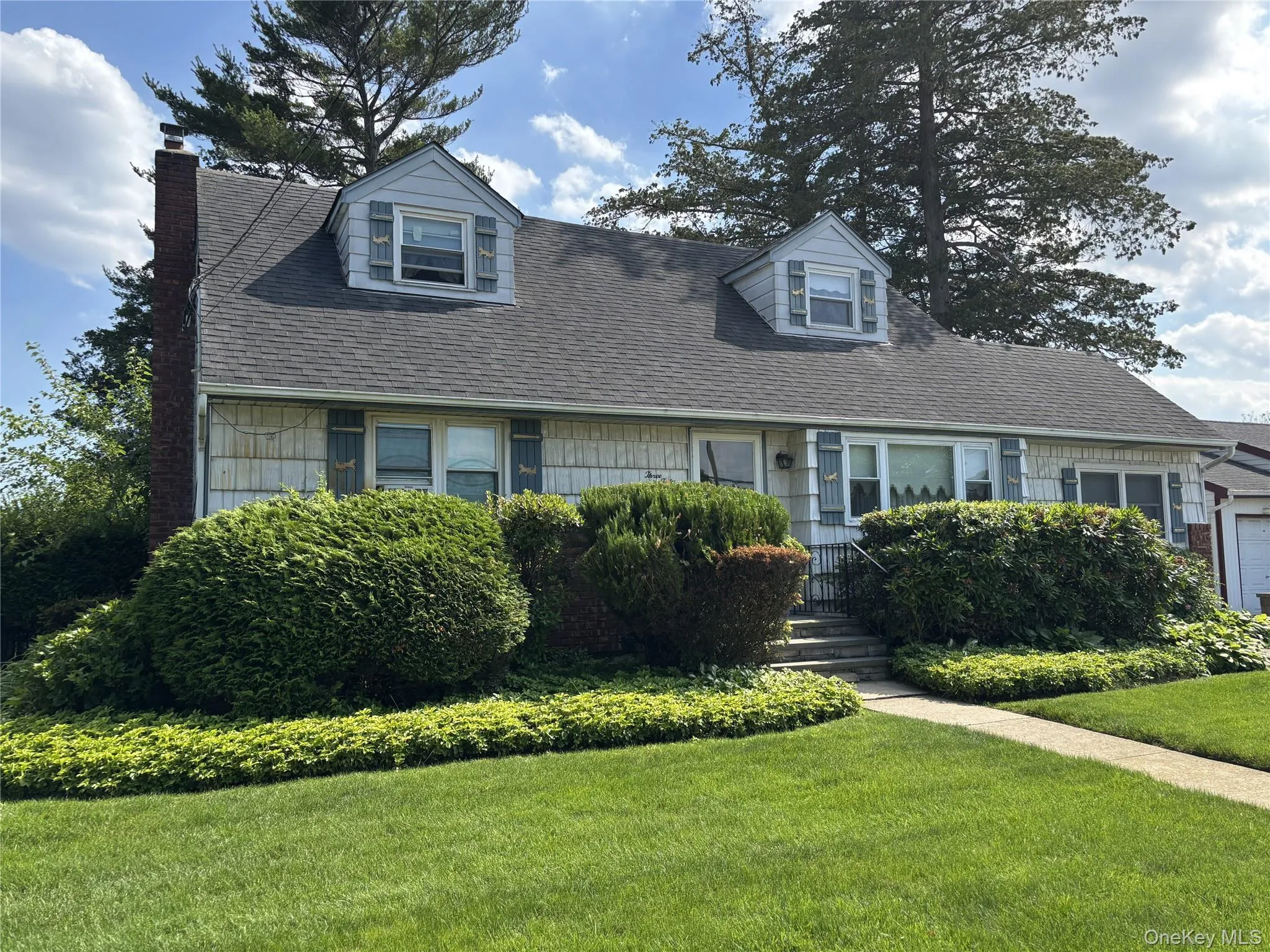 352 Boundary Avenue, Oyster Bay, NY, 4 Bedrooms Bedrooms, 7 Rooms Rooms,2 BathroomsBathrooms,Residential,For Rent,Boundary,0,1014824 352 Boundary Avenue, Oyster Bay, NY, 4 Bedrooms Bedrooms, 7 Rooms Rooms,2 BathroomsBathrooms,Residential,For Rent,Boundary,0,1014824