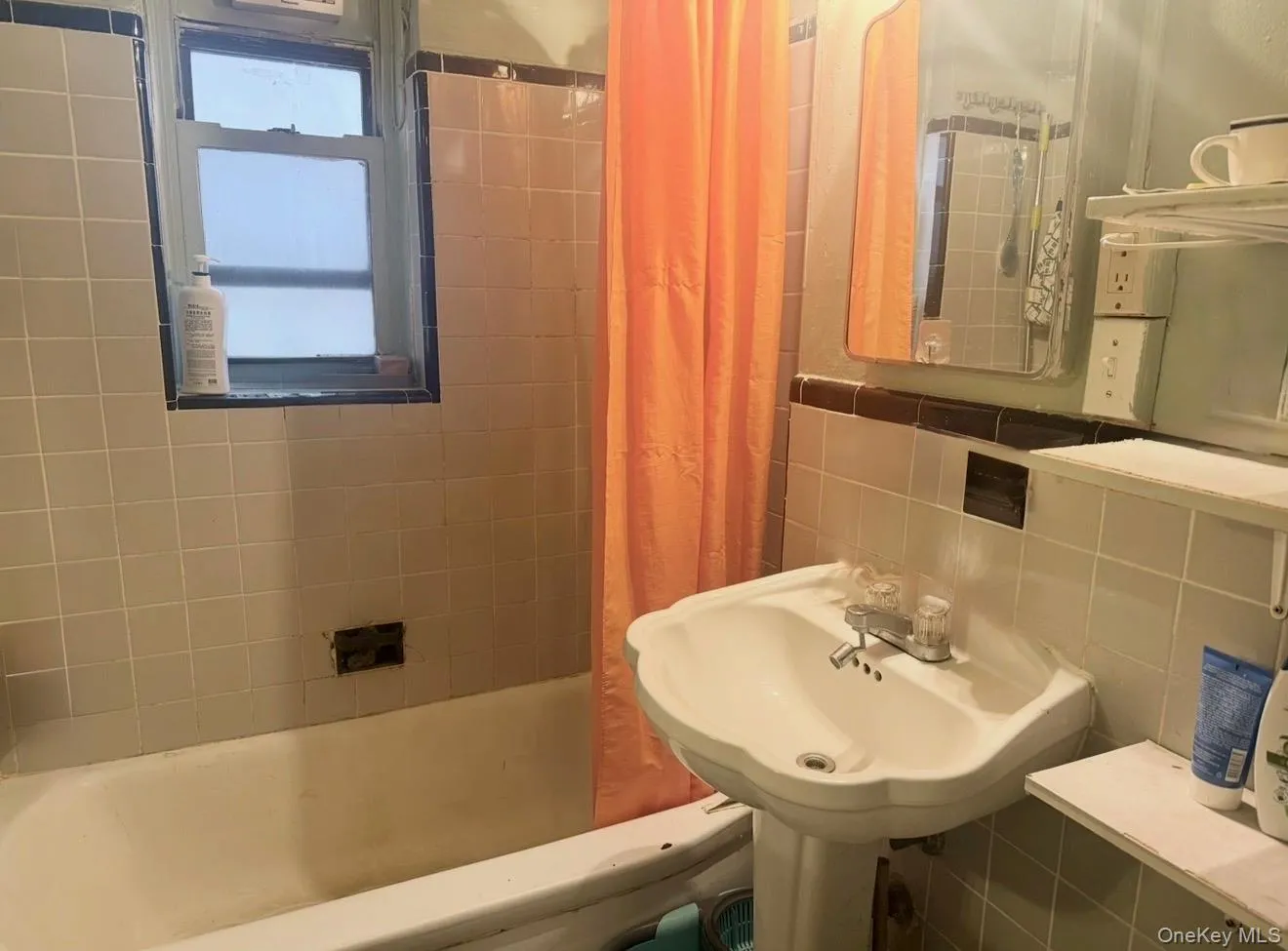 43-40 Union Street, New York, NY, 2 Bedrooms Bedrooms, 4 Rooms Rooms,1 BathroomBathrooms,Residential,For Rent,Union,0,1014827 43-40 Union Street, New York, NY, 2 Bedrooms Bedrooms, 4 Rooms Rooms,1 BathroomBathrooms,Residential,For Rent,Union,0,1014827