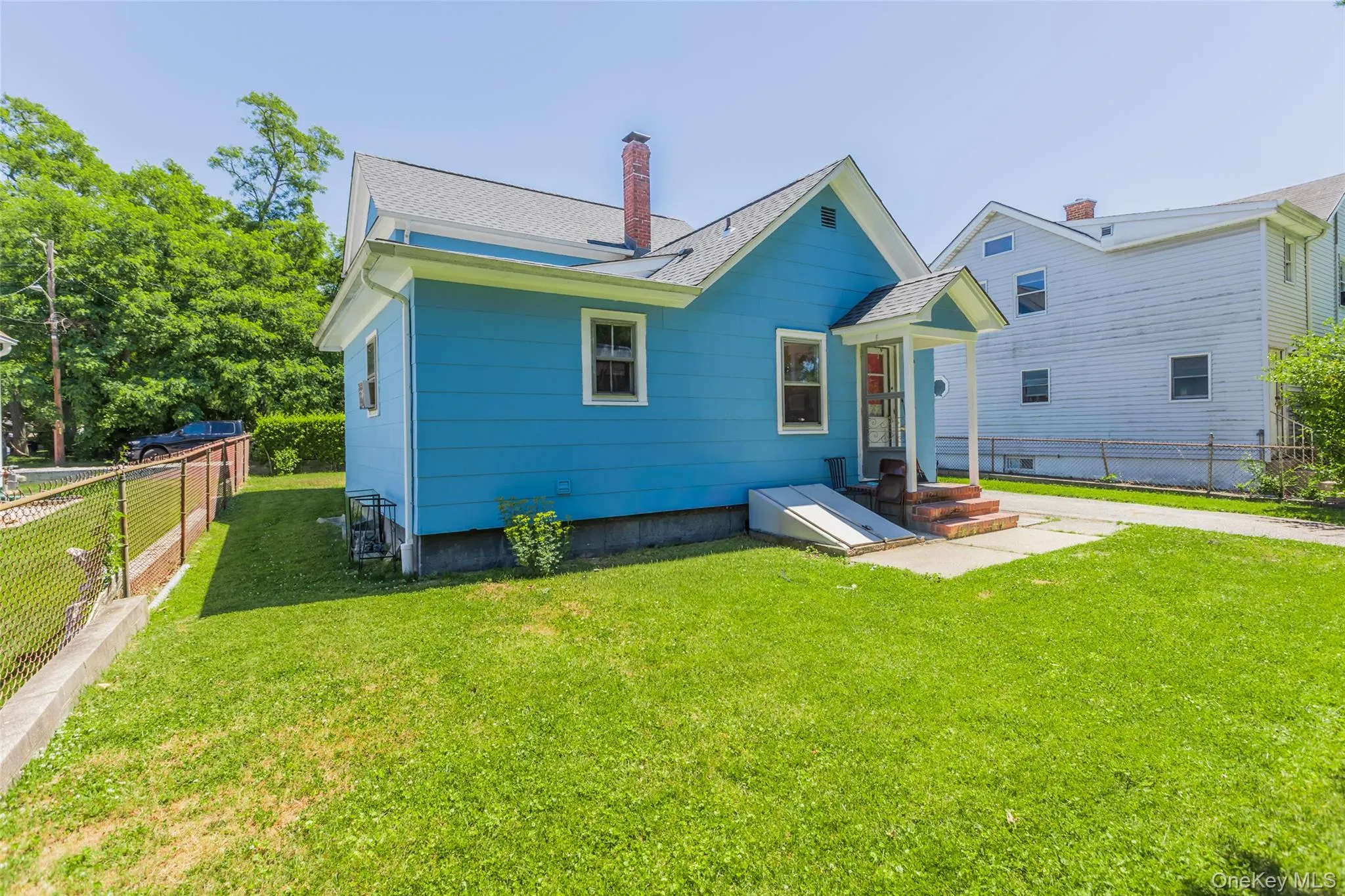 337 Hamilton Avenue, Riverhead, NY, 3 Bedrooms Bedrooms, 5 Rooms Rooms,1 BathroomBathrooms,Residential,For Rent,Hamilton,0,1014828 337 Hamilton Avenue, Riverhead, NY, 3 Bedrooms Bedrooms, 5 Rooms Rooms,1 BathroomBathrooms,Residential,For Rent,Hamilton,0,1014828