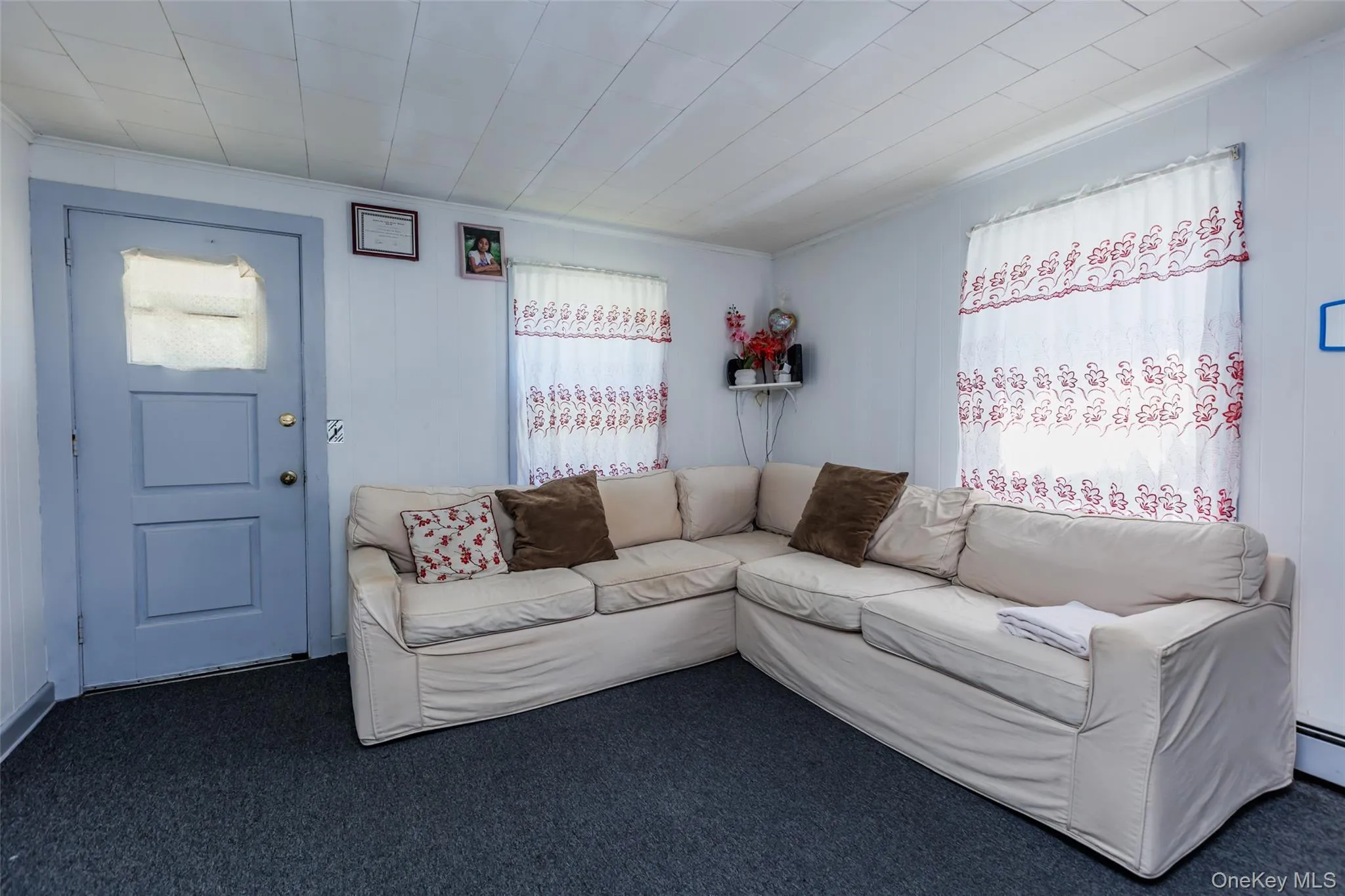 337 Hamilton Avenue, Riverhead, NY, 3 Bedrooms Bedrooms, 5 Rooms Rooms,1 BathroomBathrooms,Residential,For Rent,Hamilton,0,1014828 337 Hamilton Avenue, Riverhead, NY, 3 Bedrooms Bedrooms, 5 Rooms Rooms,1 BathroomBathrooms,Residential,For Rent,Hamilton,0,1014828