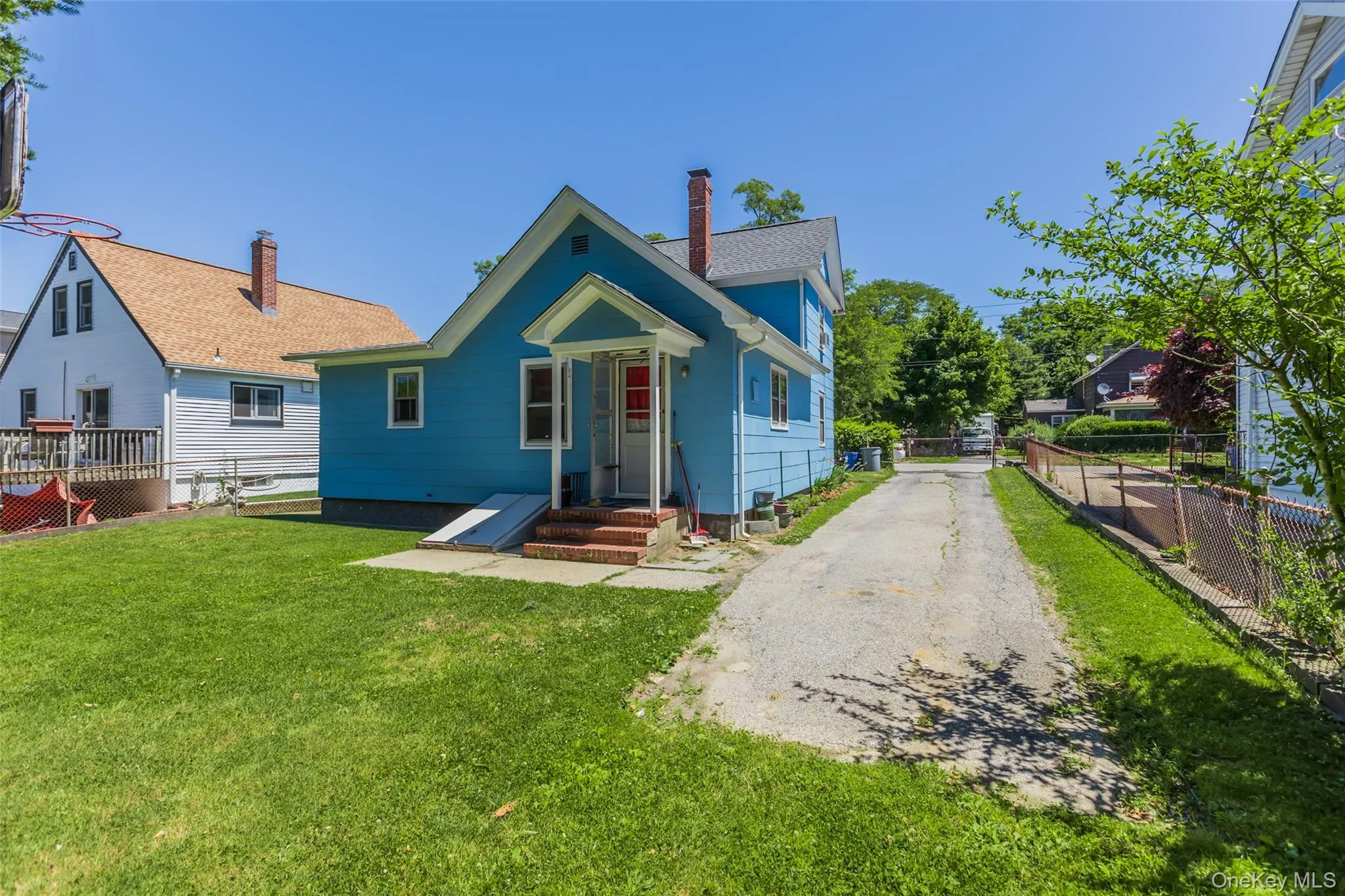 337 Hamilton Avenue, Riverhead, NY, 3 Bedrooms Bedrooms, 5 Rooms Rooms,1 BathroomBathrooms,Residential,For Rent,Hamilton,0,1014828 337 Hamilton Avenue, Riverhead, NY, 3 Bedrooms Bedrooms, 5 Rooms Rooms,1 BathroomBathrooms,Residential,For Rent,Hamilton,0,1014828