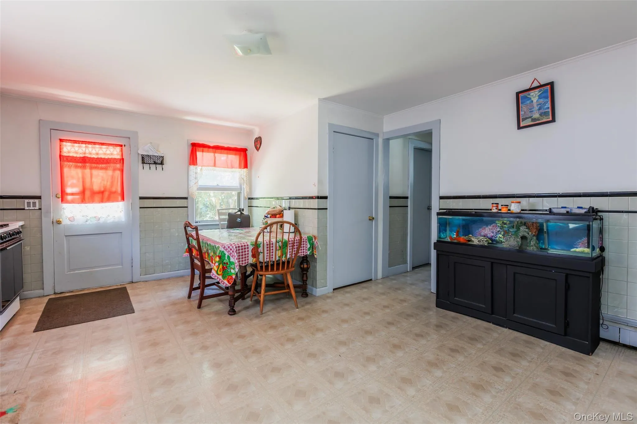 337 Hamilton Avenue, Riverhead, NY, 3 Bedrooms Bedrooms, 5 Rooms Rooms,1 BathroomBathrooms,Residential,For Rent,Hamilton,0,1014828 337 Hamilton Avenue, Riverhead, NY, 3 Bedrooms Bedrooms, 5 Rooms Rooms,1 BathroomBathrooms,Residential,For Rent,Hamilton,0,1014828