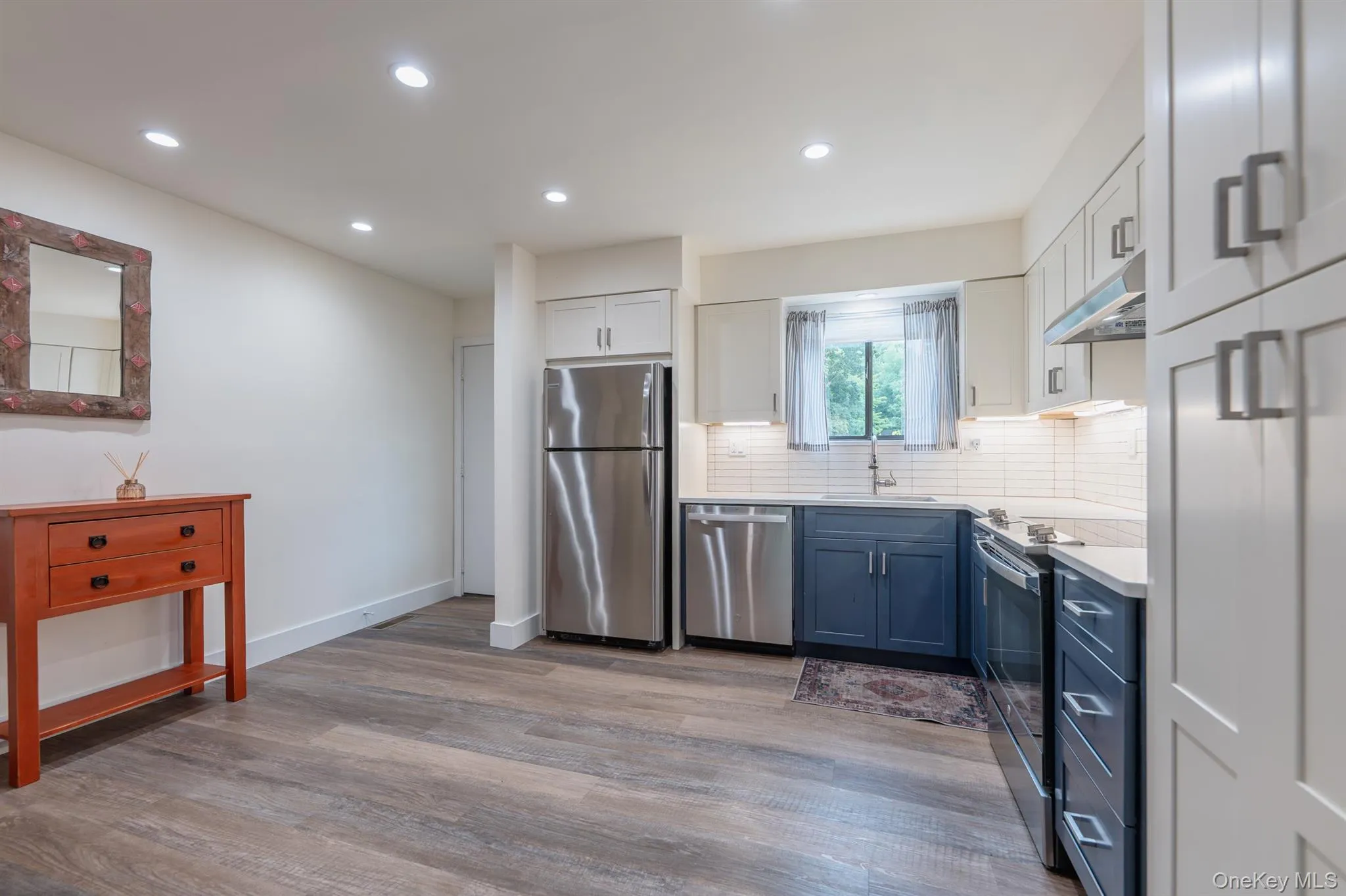 303 Village Court, Kingston, NY, 2 Bedrooms Bedrooms, 5 Rooms Rooms,1 BathroomBathrooms,Residential,For Rent,Village,0,1014831 303 Village Court, Kingston, NY, 2 Bedrooms Bedrooms, 5 Rooms Rooms,1 BathroomBathrooms,Residential,For Rent,Village,0,1014831