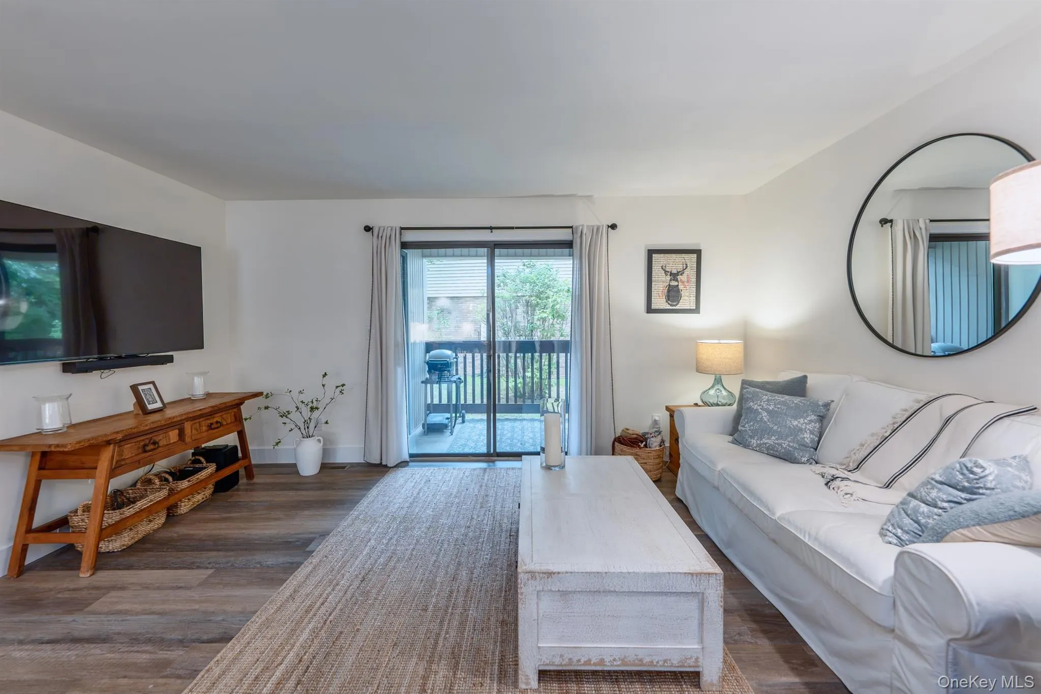 303 Village Court, Kingston, NY, 2 Bedrooms Bedrooms, 5 Rooms Rooms,1 BathroomBathrooms,Residential,For Rent,Village,0,1014831 303 Village Court, Kingston, NY, 2 Bedrooms Bedrooms, 5 Rooms Rooms,1 BathroomBathrooms,Residential,For Rent,Village,0,1014831