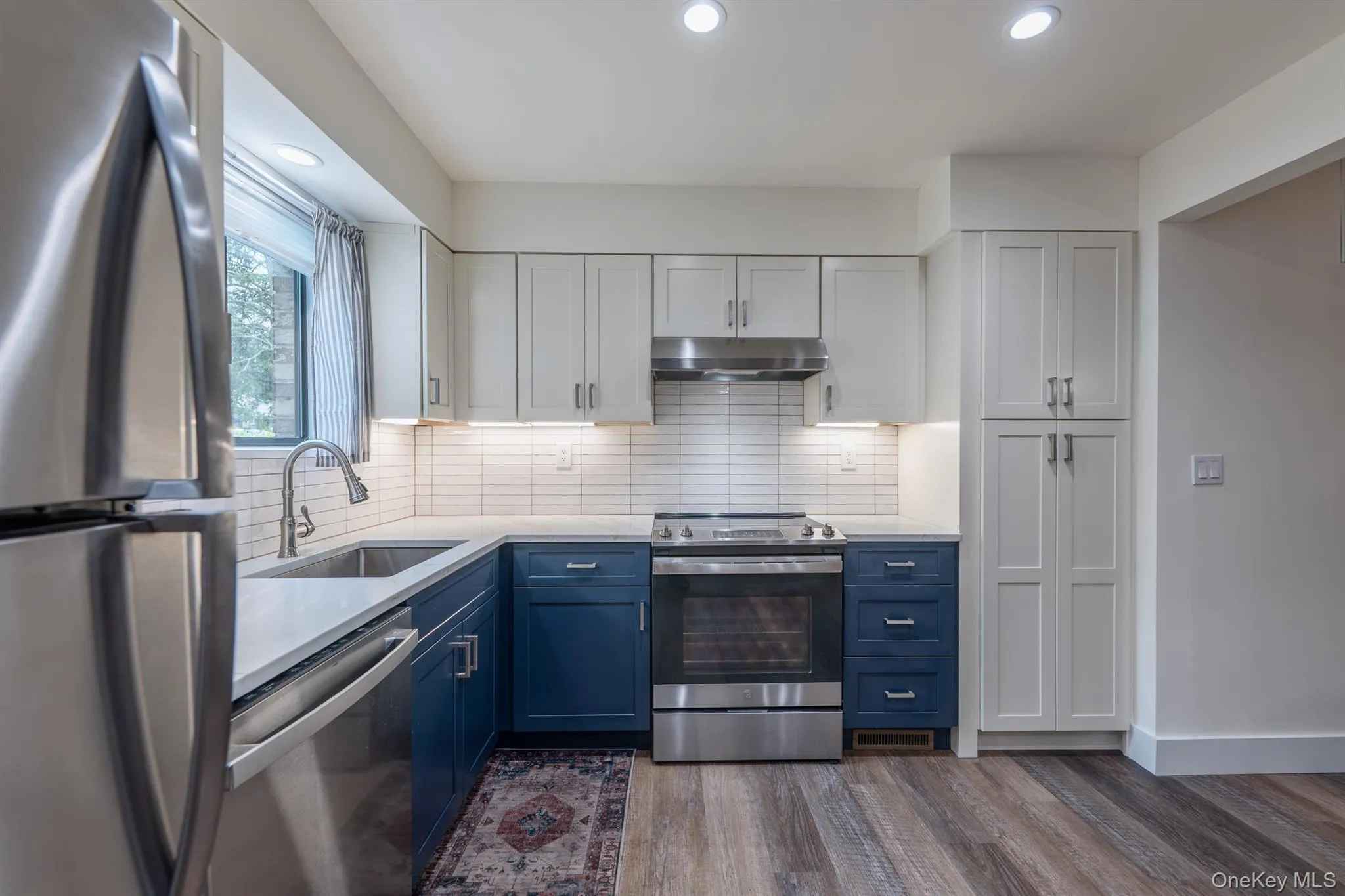 303 Village Court, Kingston, NY, 2 Bedrooms Bedrooms, 5 Rooms Rooms,1 BathroomBathrooms,Residential,For Rent,Village,0,1014831 303 Village Court, Kingston, NY, 2 Bedrooms Bedrooms, 5 Rooms Rooms,1 BathroomBathrooms,Residential,For Rent,Village,0,1014831