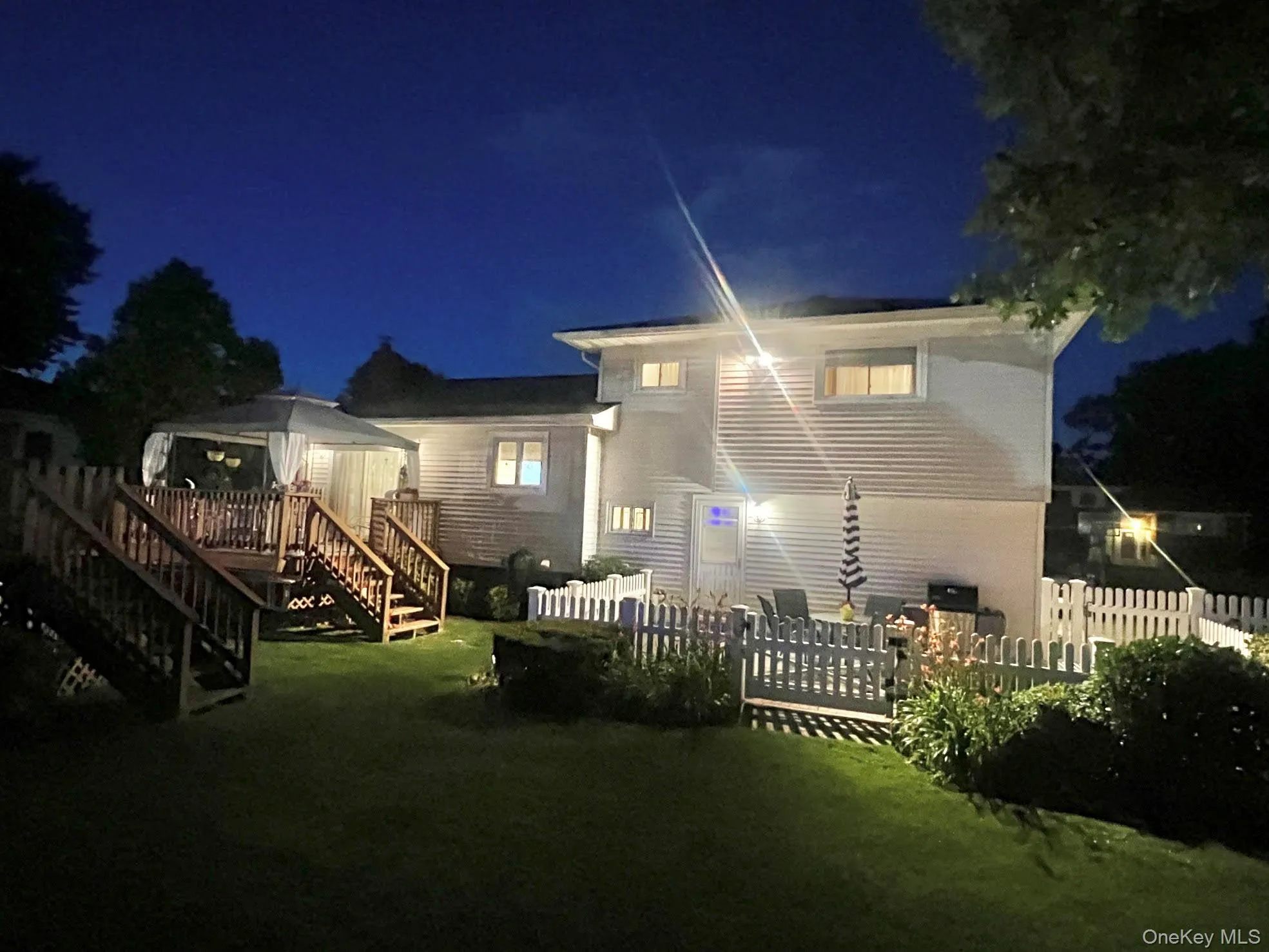 48 20th Street, Babylon, NY, 4 Bedrooms Bedrooms, 8 Rooms Rooms,1 BathroomBathrooms,Residential,For Rent,20th,0,KEY1014833 48 20th Street, Babylon, NY, 4 Bedrooms Bedrooms, 8 Rooms Rooms,1 BathroomBathrooms,Residential,For Rent,20th,0,KEY1014833