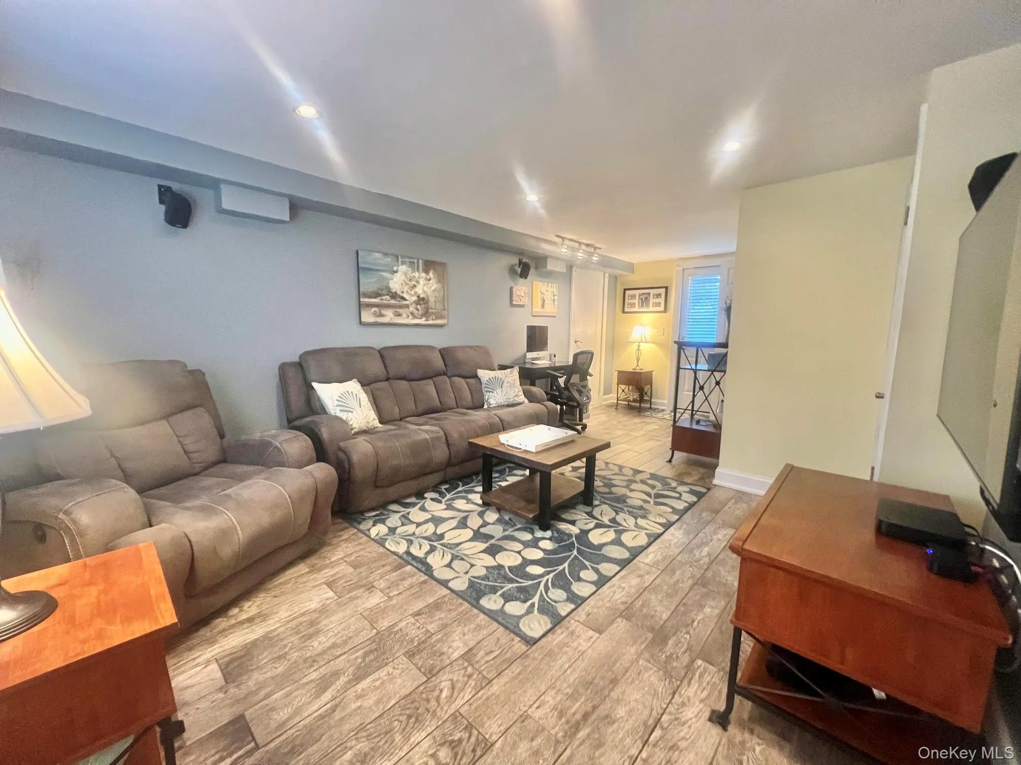 48 20th Street, Babylon, NY, 4 Bedrooms Bedrooms, 8 Rooms Rooms,1 BathroomBathrooms,Residential,For Rent,20th,0,1014833 48 20th Street, Babylon, NY, 4 Bedrooms Bedrooms, 8 Rooms Rooms,1 BathroomBathrooms,Residential,For Rent,20th,0,1014833