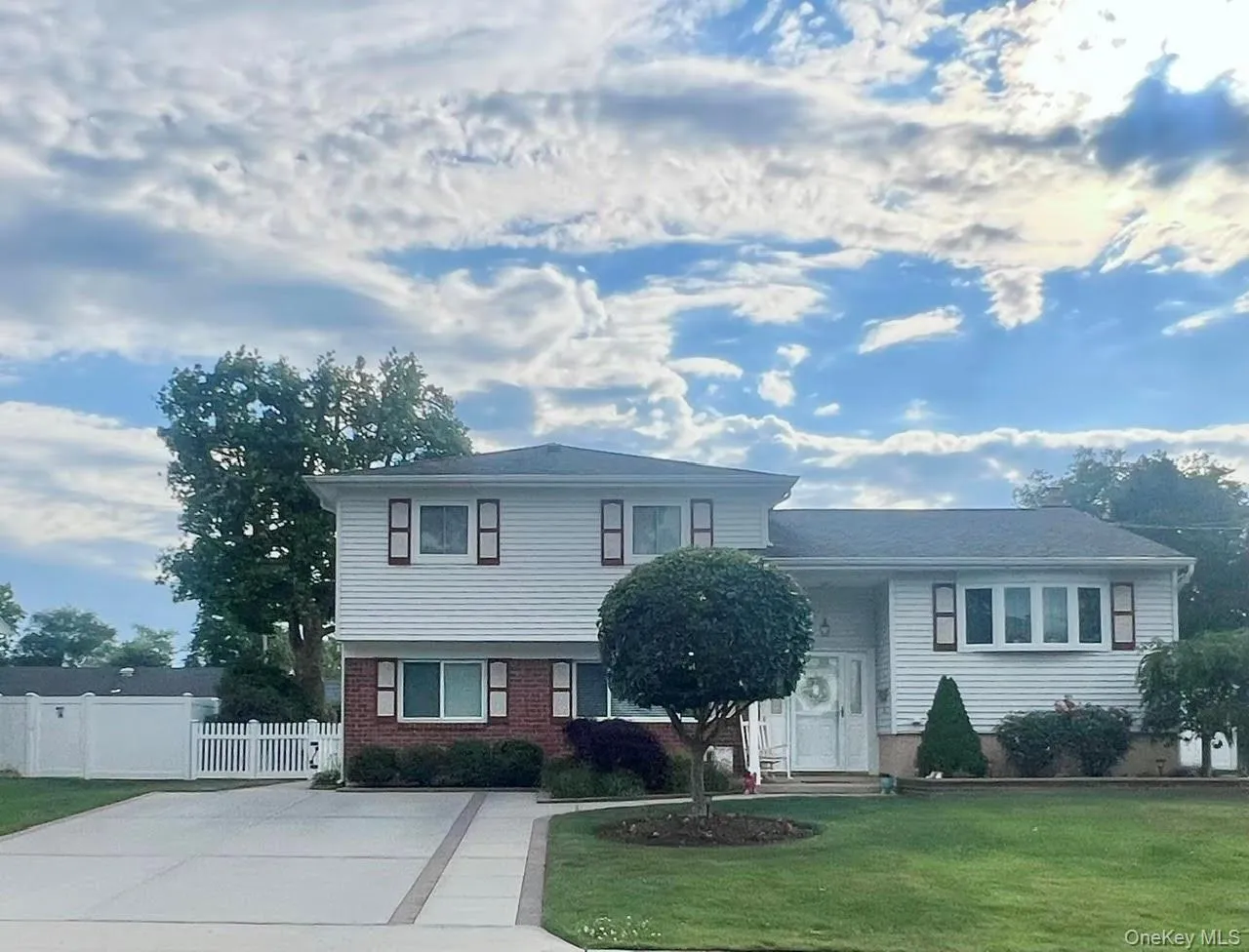 48 20th Street, Babylon, NY, 4 Bedrooms Bedrooms, 8 Rooms Rooms,1 BathroomBathrooms,Residential,For Rent,20th,0,1014833 48 20th Street, Babylon, NY, 4 Bedrooms Bedrooms, 8 Rooms Rooms,1 BathroomBathrooms,Residential,For Rent,20th,0,1014833