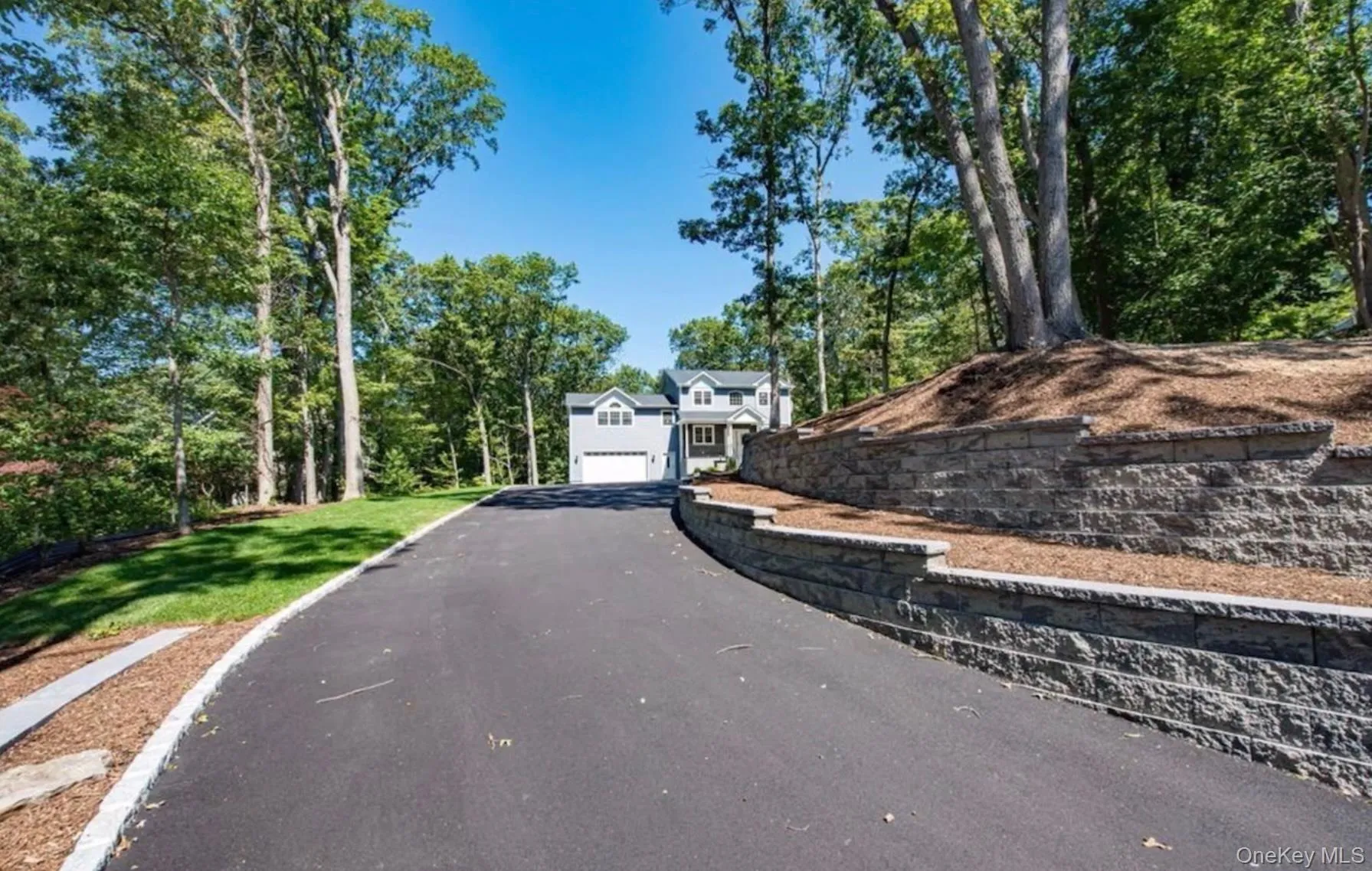 597 Pulaski Road, Smithtown, NY, 4 Bedrooms Bedrooms, 8 Rooms Rooms,3 BathroomsBathrooms,Residential,For Rent,Pulaski,0,1014834 597 Pulaski Road, Smithtown, NY, 4 Bedrooms Bedrooms, 8 Rooms Rooms,3 BathroomsBathrooms,Residential,For Rent,Pulaski,0,1014834