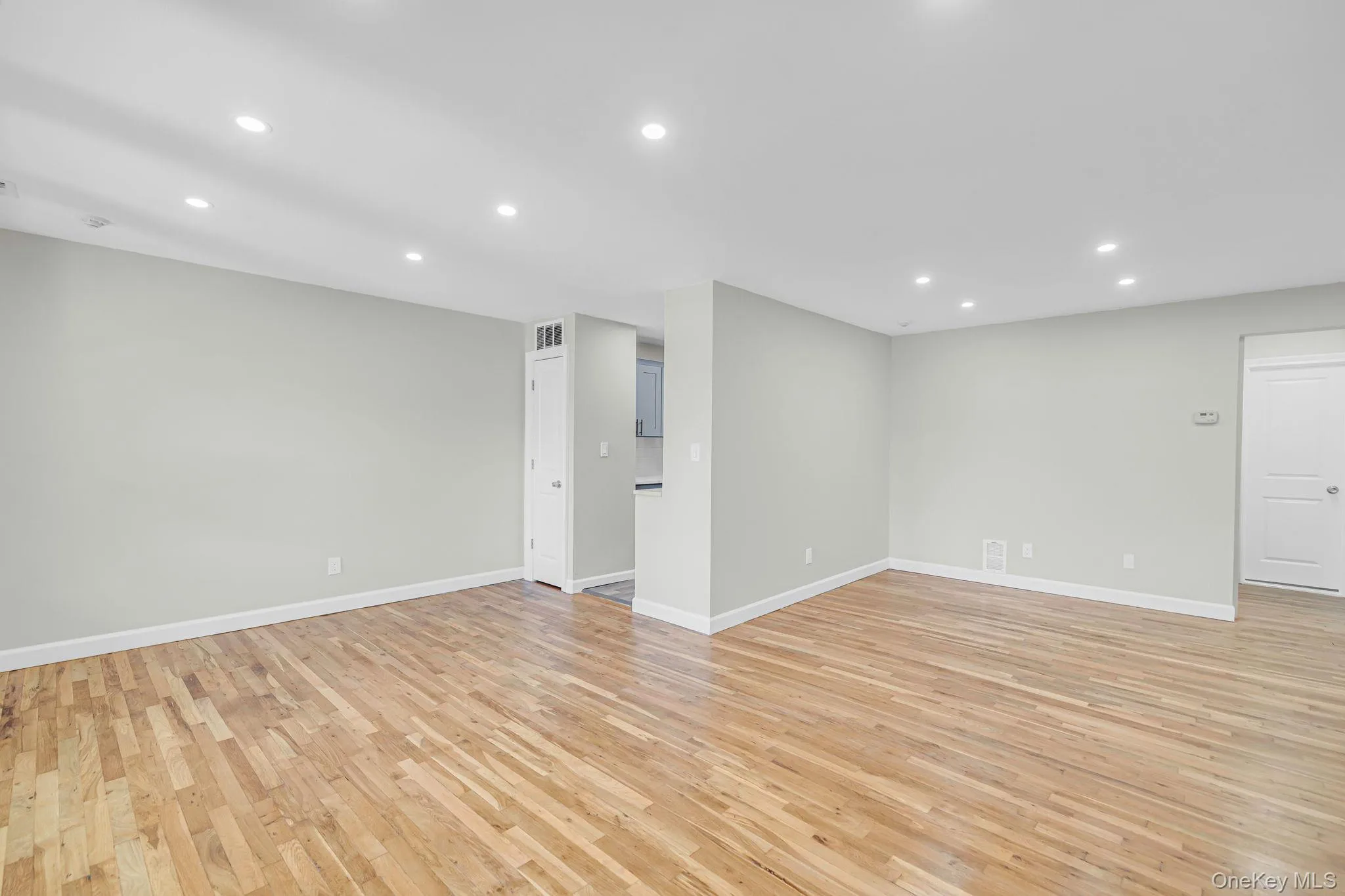 97 Artist Lake Drive, Brookhaven, NY, 1 Bedroom Bedrooms, 4 Rooms Rooms,1 BathroomBathrooms,Residential,For Rent,Artist Lake,0,1014836 97 Artist Lake Drive, Brookhaven, NY, 1 Bedroom Bedrooms, 4 Rooms Rooms,1 BathroomBathrooms,Residential,For Rent,Artist Lake,0,1014836