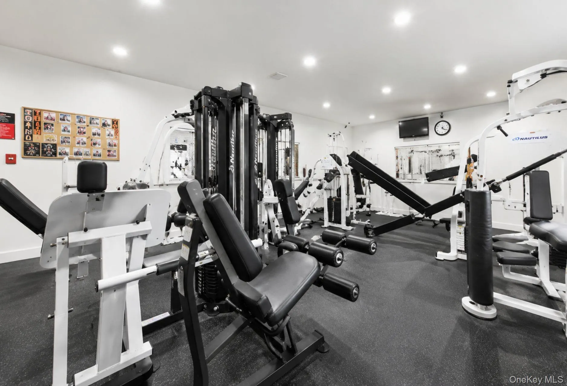 97 Artist Lake Drive, Brookhaven, NY, 1 Bedroom Bedrooms, 4 Rooms Rooms,1 BathroomBathrooms,Residential,For Rent,Artist Lake,0,1014836 97 Artist Lake Drive, Brookhaven, NY, 1 Bedroom Bedrooms, 4 Rooms Rooms,1 BathroomBathrooms,Residential,For Rent,Artist Lake,0,1014836