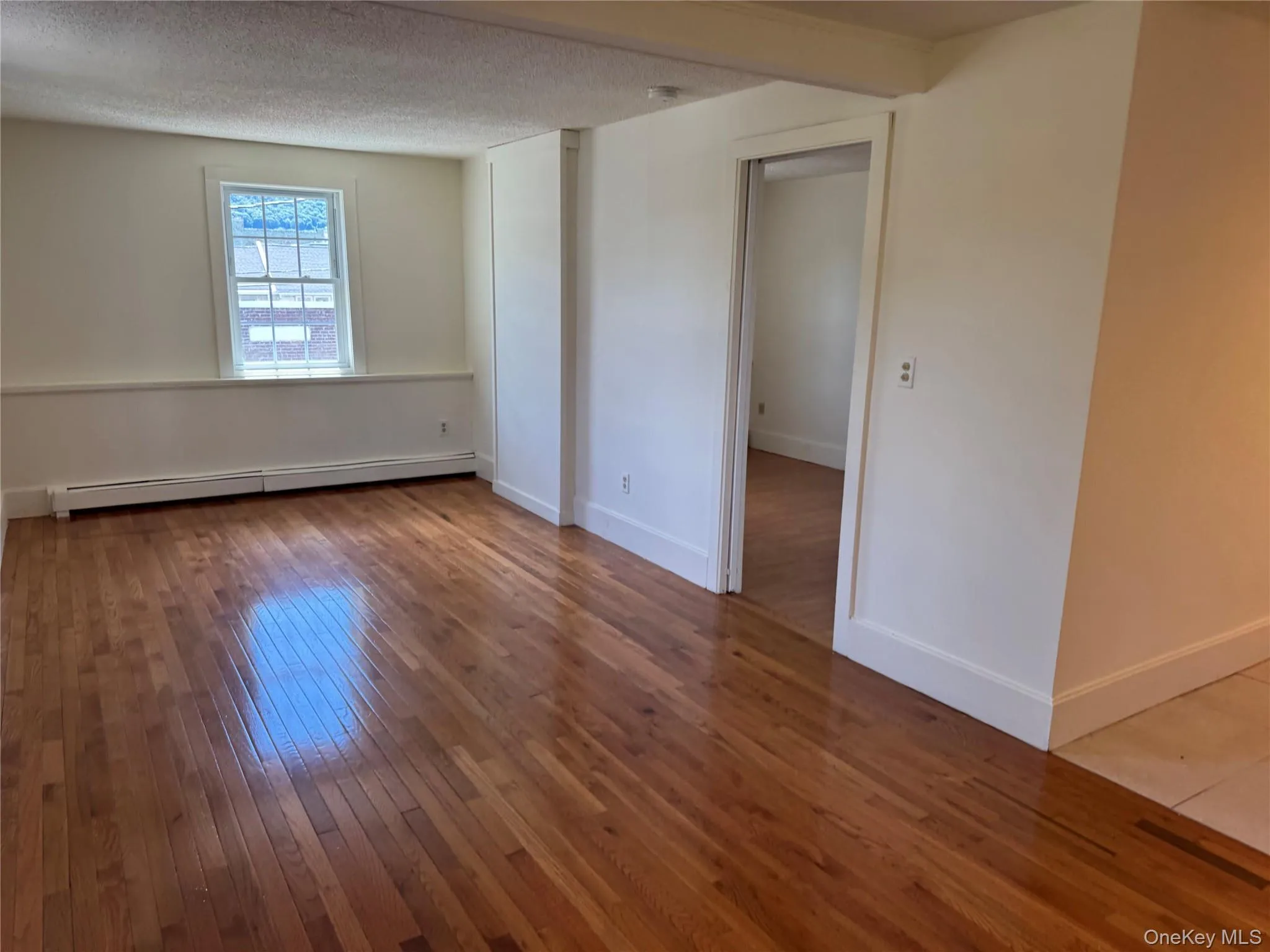 294 Main Street, Beacon, NY, 1 Bedroom Bedrooms, 4 Rooms Rooms,1 BathroomBathrooms,Residential Lease,For Rent,Main,0,1014840 294 Main Street, Beacon, NY, 1 Bedroom Bedrooms, 4 Rooms Rooms,1 BathroomBathrooms,Residential Lease,For Rent,Main,0,1014840