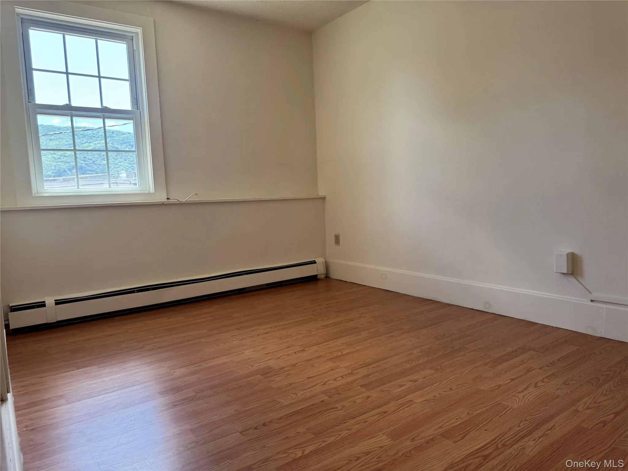 294 Main Street, Beacon, NY, 1 Bedroom Bedrooms, 4 Rooms Rooms,1 BathroomBathrooms,Residential Lease,For Rent,Main,0,1014840 294 Main Street, Beacon, NY, 1 Bedroom Bedrooms, 4 Rooms Rooms,1 BathroomBathrooms,Residential Lease,For Rent,Main,0,1014840