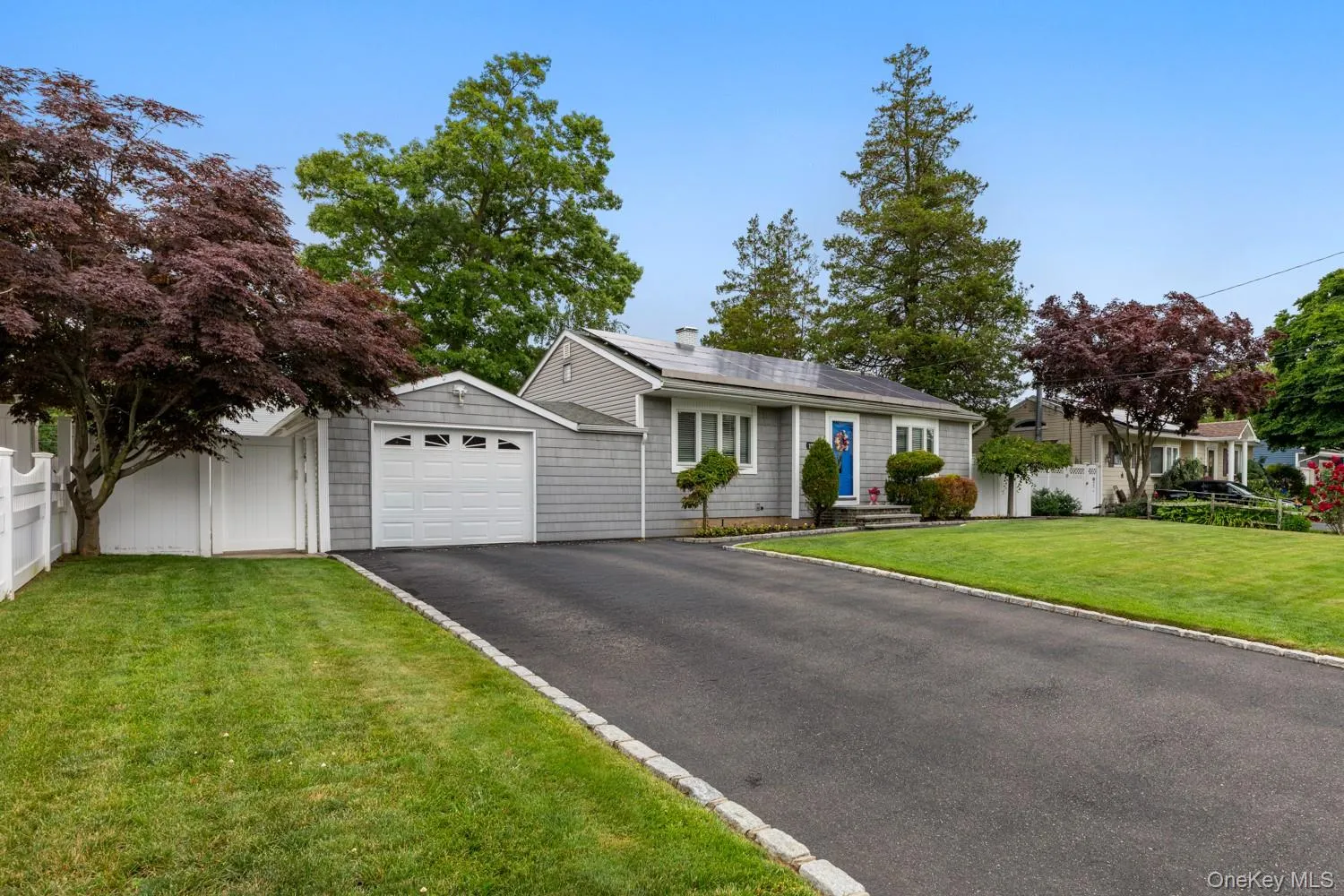 1032 Thompson Drive, Islip, NY, 3 Bedrooms Bedrooms, 10 Rooms Rooms,2 BathroomsBathrooms,Residential,For Rent,Thompson,0,1014841 1032 Thompson Drive, Islip, NY, 3 Bedrooms Bedrooms, 10 Rooms Rooms,2 BathroomsBathrooms,Residential,For Rent,Thompson,0,1014841