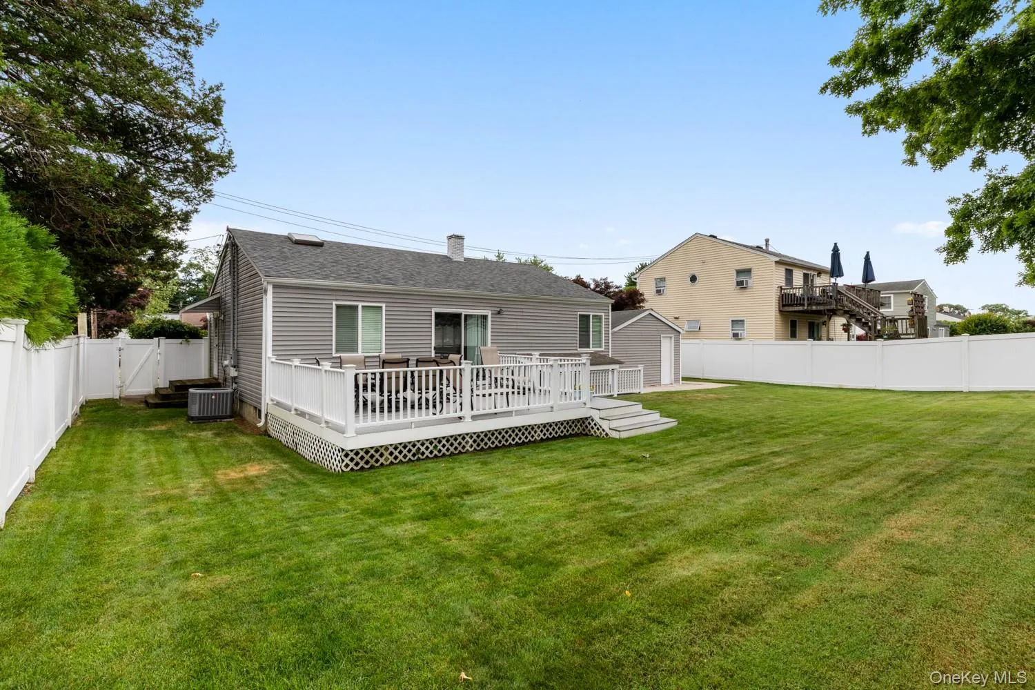 1032 Thompson Drive, Islip, NY, 3 Bedrooms Bedrooms, 10 Rooms Rooms,2 BathroomsBathrooms,Residential,For Rent,Thompson,0,1014841 1032 Thompson Drive, Islip, NY, 3 Bedrooms Bedrooms, 10 Rooms Rooms,2 BathroomsBathrooms,Residential,For Rent,Thompson,0,1014841