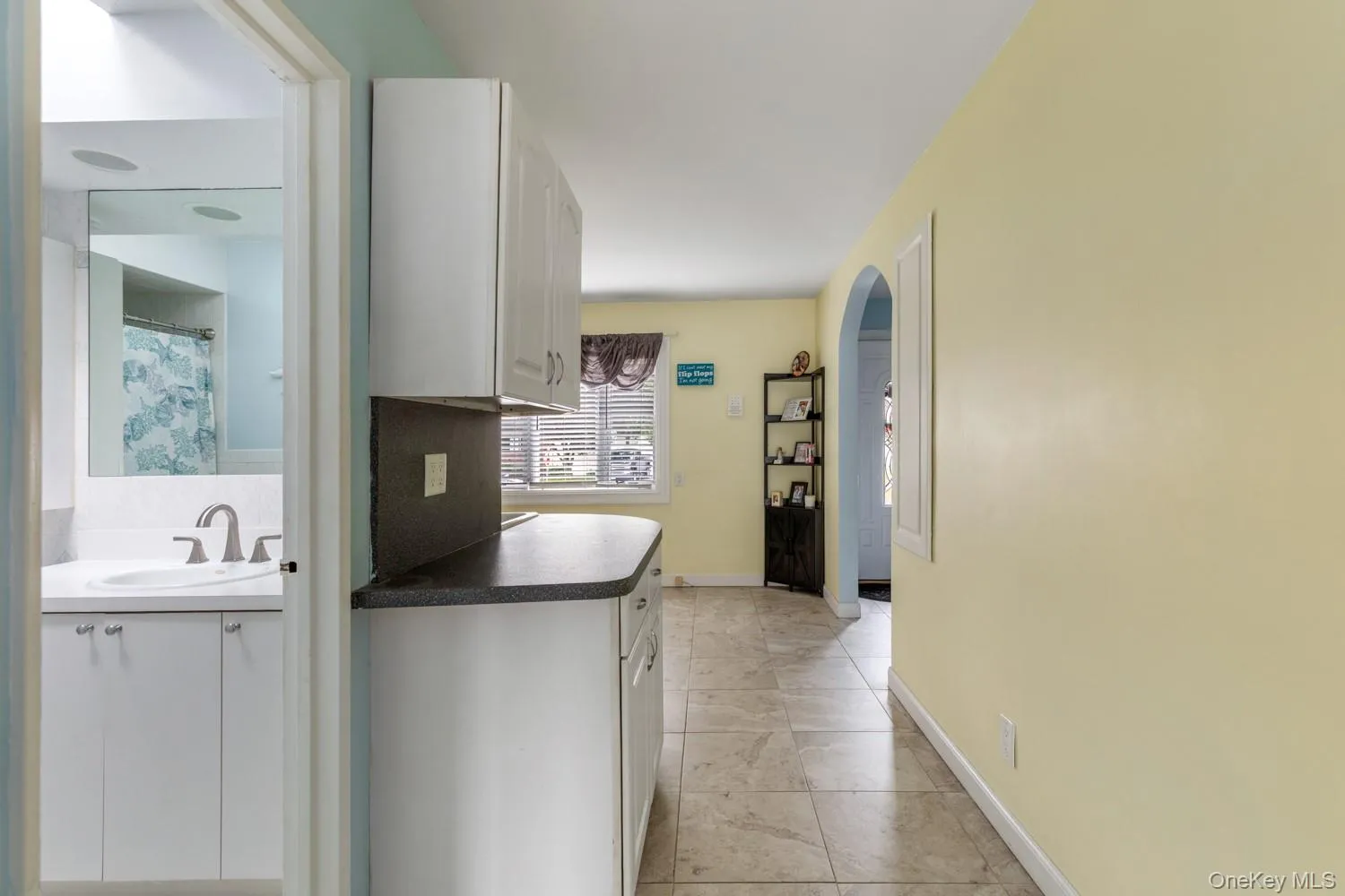 1032 Thompson Drive, Islip, NY, 3 Bedrooms Bedrooms, 10 Rooms Rooms,2 BathroomsBathrooms,Residential,For Rent,Thompson,0,1014841 1032 Thompson Drive, Islip, NY, 3 Bedrooms Bedrooms, 10 Rooms Rooms,2 BathroomsBathrooms,Residential,For Rent,Thompson,0,1014841