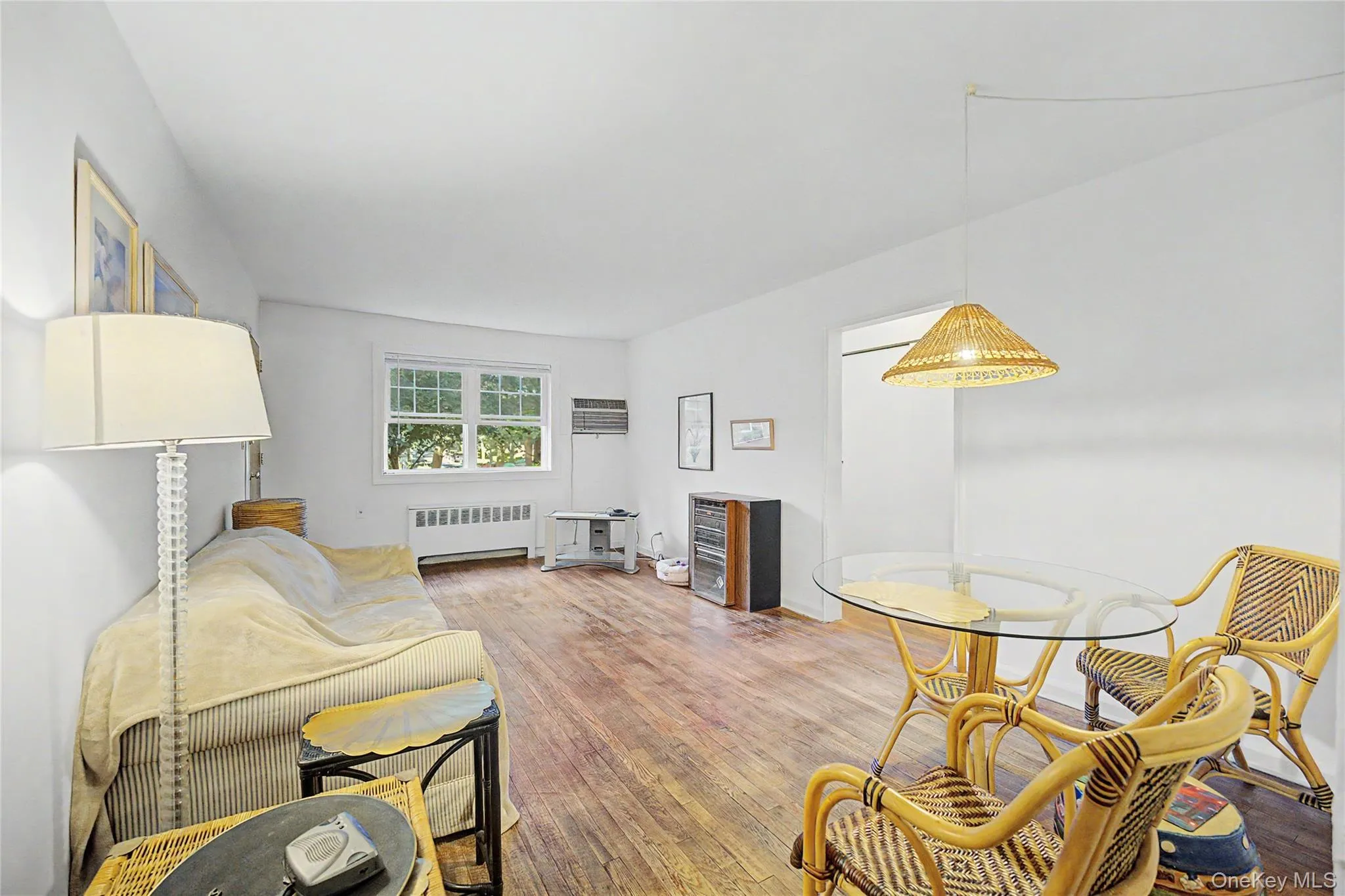 226-15 Kingsbury Avenue, New York, NY, 1 Bedroom Bedrooms, 4 Rooms Rooms,1 BathroomBathrooms,Residential,For Rent,Kingsbury,0,1014842 226-15 Kingsbury Avenue, New York, NY, 1 Bedroom Bedrooms, 4 Rooms Rooms,1 BathroomBathrooms,Residential,For Rent,Kingsbury,0,1014842