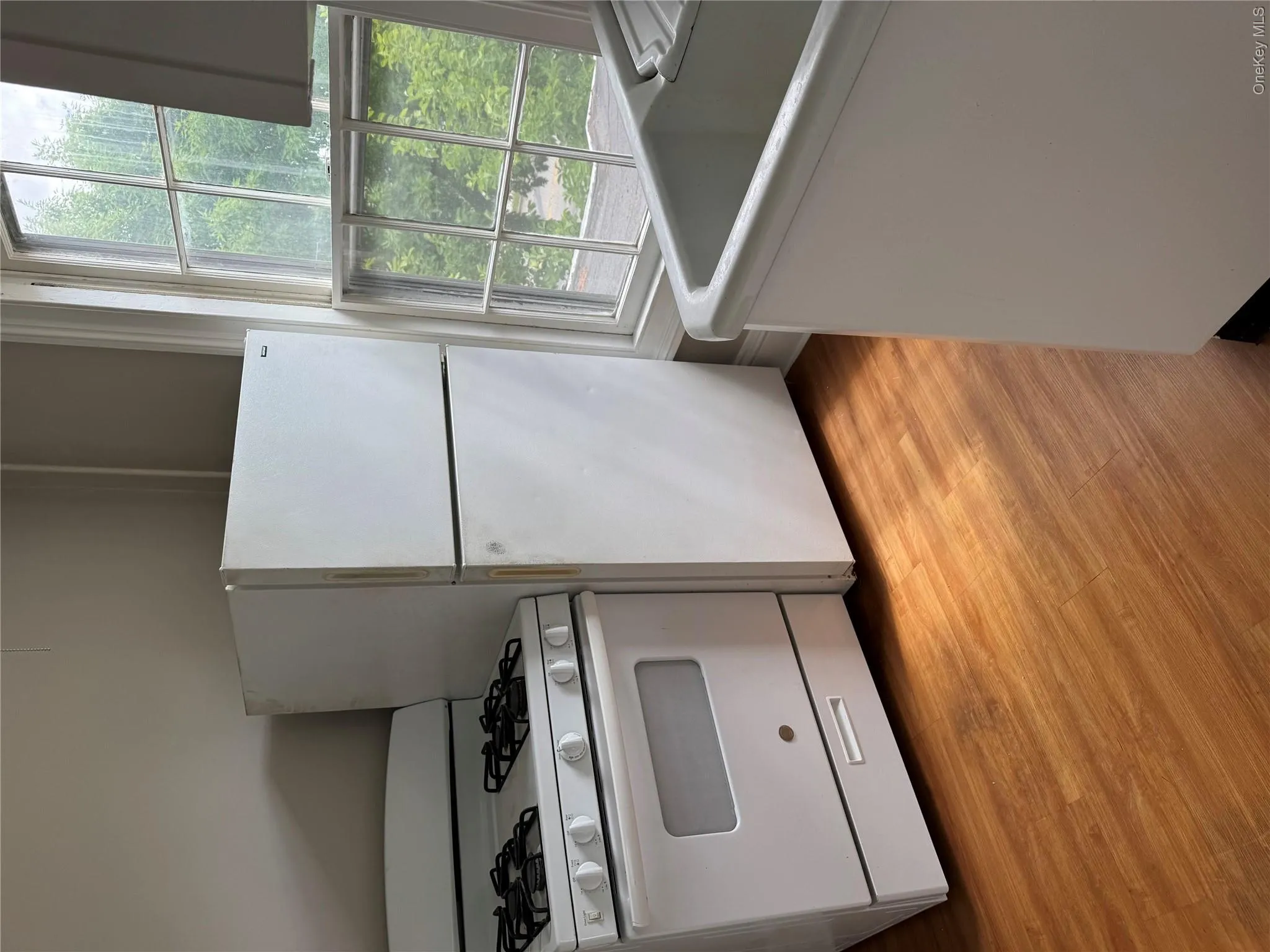 26 Oakland Avenue, Warwick (town), NY, 1 Bedroom Bedrooms, 3 Rooms Rooms,1 BathroomBathrooms,Residential Lease,For Rent,Oakland,0,1014843 26 Oakland Avenue, Warwick (town), NY, 1 Bedroom Bedrooms, 3 Rooms Rooms,1 BathroomBathrooms,Residential Lease,For Rent,Oakland,0,1014843