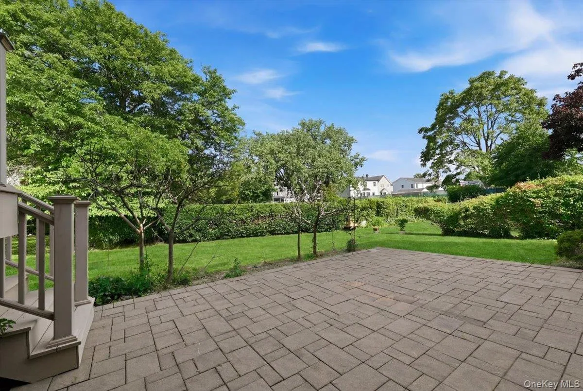 1395 Meadowbrook Road, Hempstead, NY, 4 Bedrooms Bedrooms, 8 Rooms Rooms,2 BathroomsBathrooms,Residential,For Rent,Meadowbrook,0,1014844 1395 Meadowbrook Road, Hempstead, NY, 4 Bedrooms Bedrooms, 8 Rooms Rooms,2 BathroomsBathrooms,Residential,For Rent,Meadowbrook,0,1014844