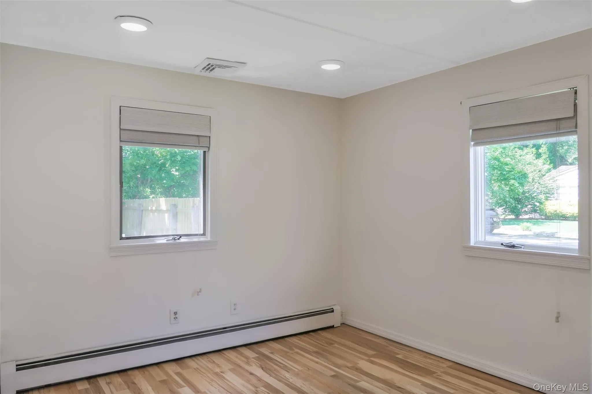5 Roosevelt Boulevard, Brookhaven, NY, 3 Bedrooms Bedrooms, 7 Rooms Rooms,2 BathroomsBathrooms,Residential,For Rent,Roosevelt,0,1014847 5 Roosevelt Boulevard, Brookhaven, NY, 3 Bedrooms Bedrooms, 7 Rooms Rooms,2 BathroomsBathrooms,Residential,For Rent,Roosevelt,0,1014847