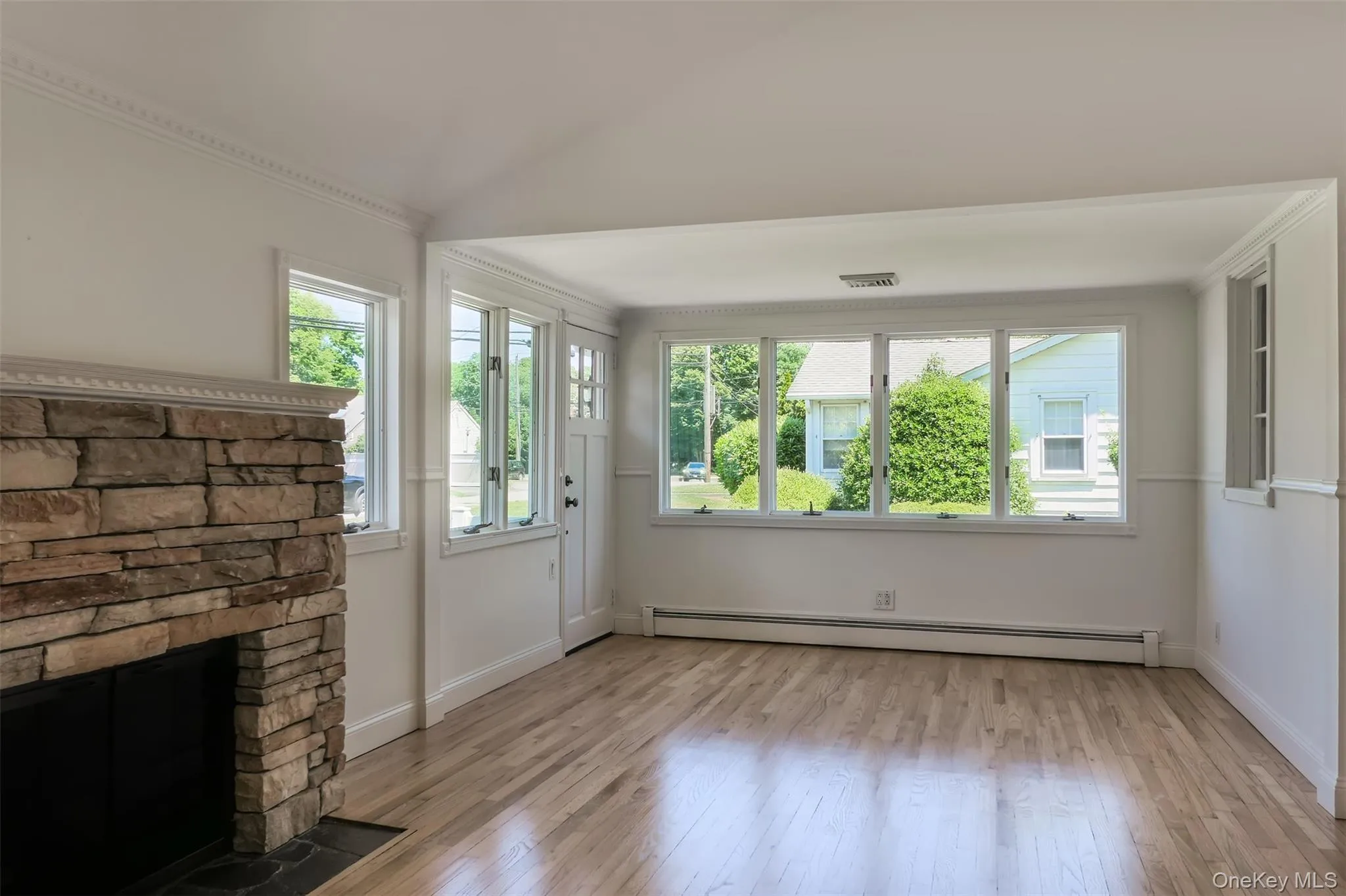 5 Roosevelt Boulevard, Brookhaven, NY, 3 Bedrooms Bedrooms, 7 Rooms Rooms,2 BathroomsBathrooms,Residential,For Rent,Roosevelt,0,1014847 5 Roosevelt Boulevard, Brookhaven, NY, 3 Bedrooms Bedrooms, 7 Rooms Rooms,2 BathroomsBathrooms,Residential,For Rent,Roosevelt,0,1014847