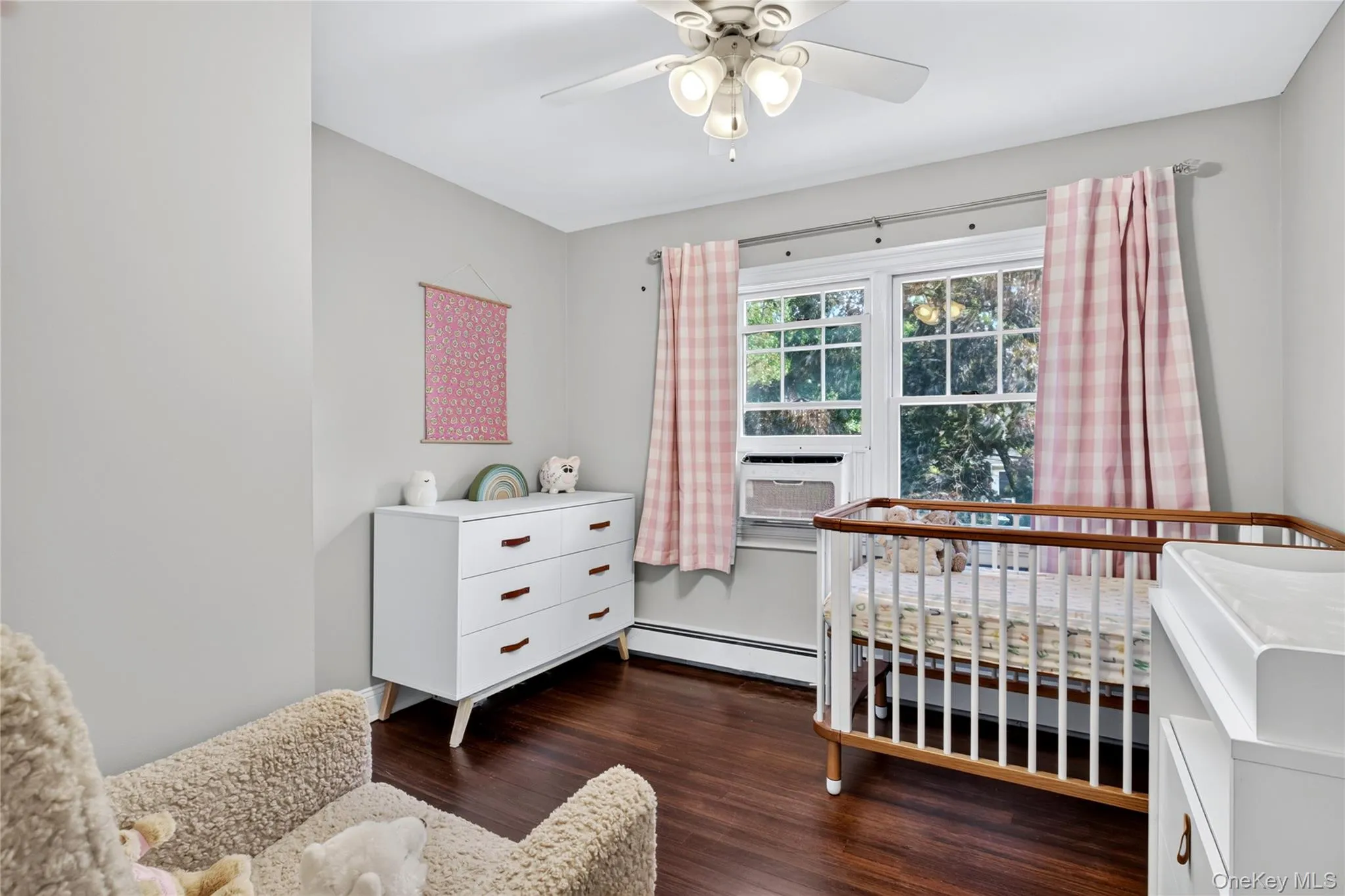 7 Fairview Avenue, North Hempstead, NY, 3 Bedrooms Bedrooms, 7 Rooms Rooms,1 BathroomBathrooms,Residential,For Rent,Fairview,0,1014850 7 Fairview Avenue, North Hempstead, NY, 3 Bedrooms Bedrooms, 7 Rooms Rooms,1 BathroomBathrooms,Residential,For Rent,Fairview,0,1014850