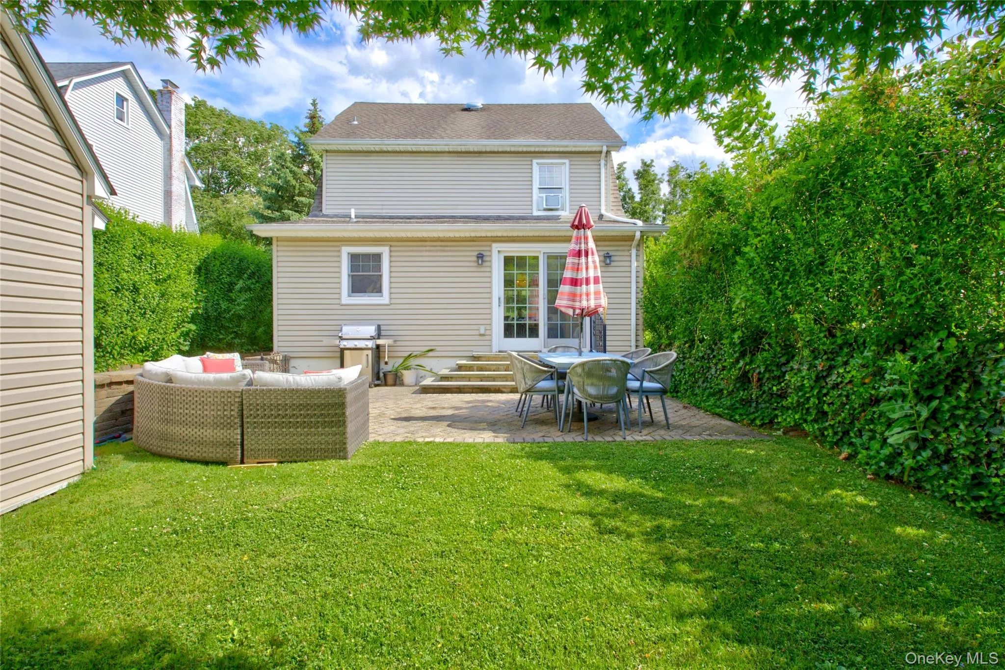 7 Fairview Avenue, North Hempstead, NY, 3 Bedrooms Bedrooms, 7 Rooms Rooms,1 BathroomBathrooms,Residential,For Rent,Fairview,0,1014850 7 Fairview Avenue, North Hempstead, NY, 3 Bedrooms Bedrooms, 7 Rooms Rooms,1 BathroomBathrooms,Residential,For Rent,Fairview,0,1014850