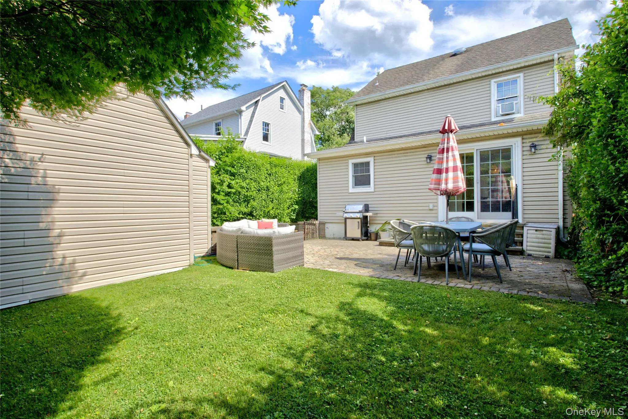 7 Fairview Avenue, North Hempstead, NY, 3 Bedrooms Bedrooms, 7 Rooms Rooms,1 BathroomBathrooms,Residential,For Rent,Fairview,0,1014850 7 Fairview Avenue, North Hempstead, NY, 3 Bedrooms Bedrooms, 7 Rooms Rooms,1 BathroomBathrooms,Residential,For Rent,Fairview,0,1014850