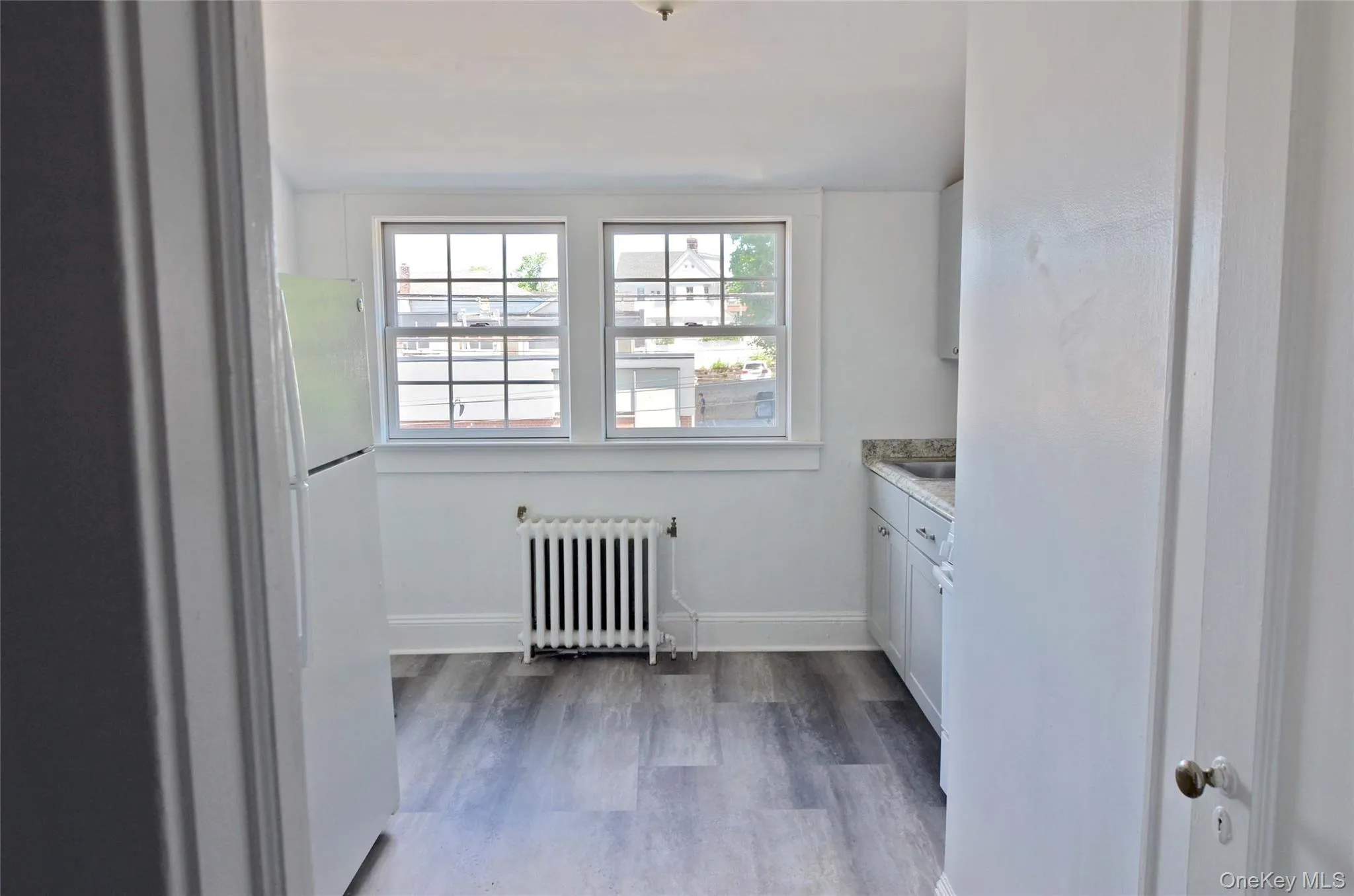 2 Second Avenue, North Hempstead, NY, 1 Bedroom Bedrooms, 4 Rooms Rooms,1 BathroomBathrooms,Residential Lease,For Rent,Second,0,1014852 2 Second Avenue, North Hempstead, NY, 1 Bedroom Bedrooms, 4 Rooms Rooms,1 BathroomBathrooms,Residential Lease,For Rent,Second,0,1014852
