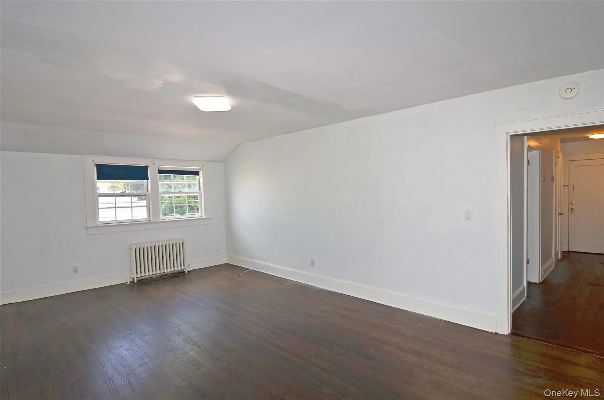 2 Second Avenue, North Hempstead, NY, 1 Bedroom Bedrooms, 4 Rooms Rooms,1 BathroomBathrooms,Residential Lease,For Rent,Second,0,1014852 2 Second Avenue, North Hempstead, NY, 1 Bedroom Bedrooms, 4 Rooms Rooms,1 BathroomBathrooms,Residential Lease,For Rent,Second,0,1014852