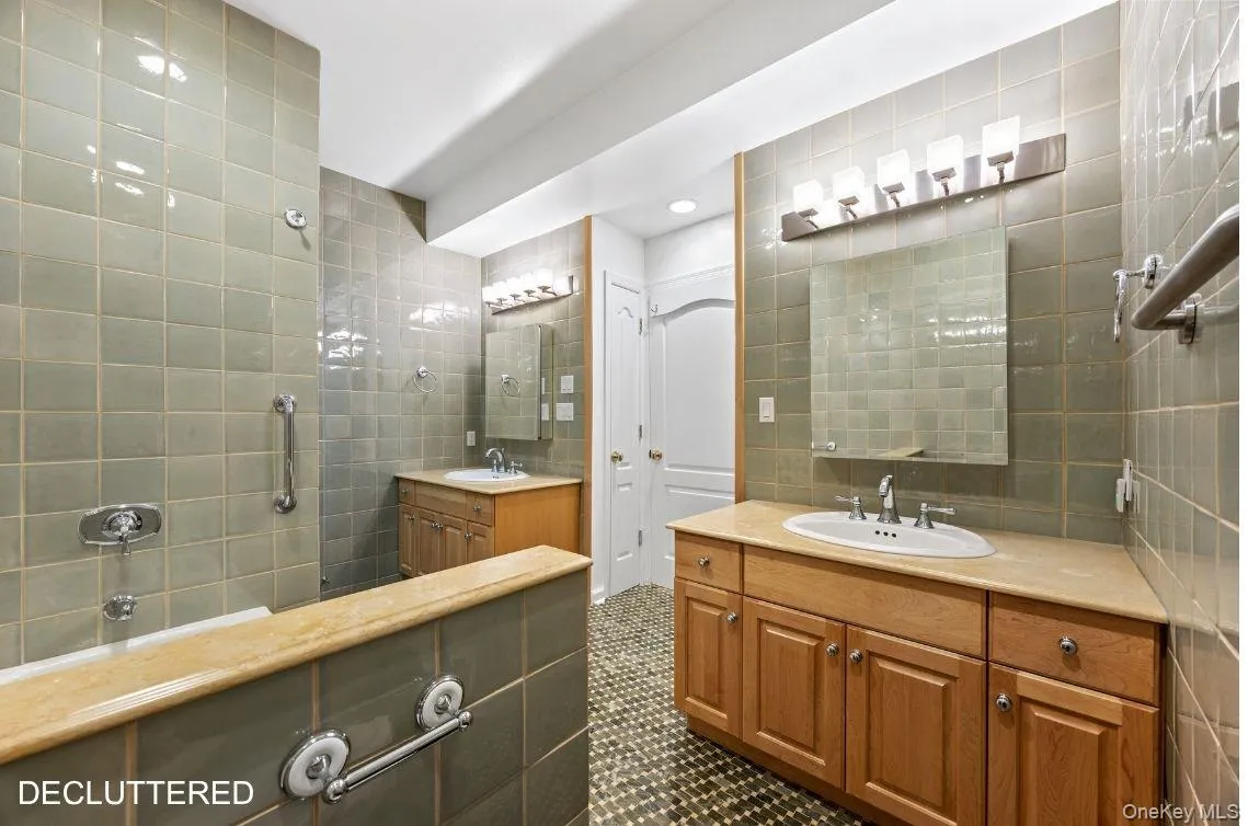 2 Doral Greens Drive, Rye Town, NY, 3 Bedrooms Bedrooms, 10 Rooms Rooms,2 BathroomsBathrooms,Residential,For Rent,Doral Greens,0,1014861 2 Doral Greens Drive, Rye Town, NY, 3 Bedrooms Bedrooms, 10 Rooms Rooms,2 BathroomsBathrooms,Residential,For Rent,Doral Greens,0,1014861