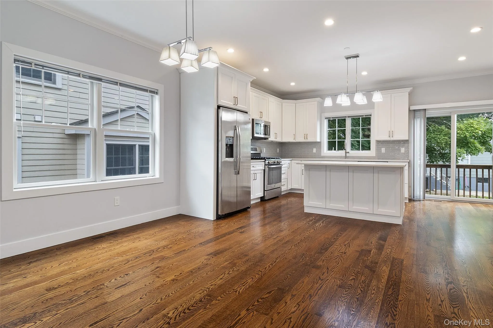 44-46 Ellsworth Avenue, Harrison, NY, 3 Bedrooms Bedrooms, 6 Rooms Rooms,2 BathroomsBathrooms,Residential Lease,For Rent,Ellsworth,0,1014866 44-46 Ellsworth Avenue, Harrison, NY, 3 Bedrooms Bedrooms, 6 Rooms Rooms,2 BathroomsBathrooms,Residential Lease,For Rent,Ellsworth,0,1014866