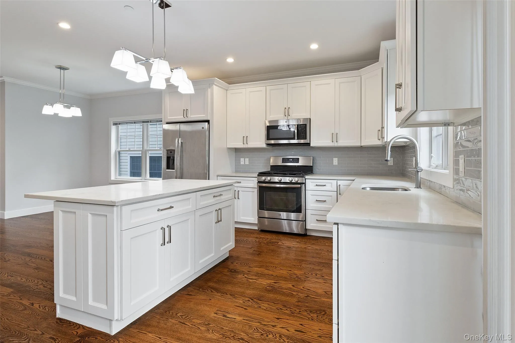 44-46 Ellsworth Avenue, Harrison, NY, 3 Bedrooms Bedrooms, 6 Rooms Rooms,2 BathroomsBathrooms,Residential Lease,For Rent,Ellsworth,0,1014866 44-46 Ellsworth Avenue, Harrison, NY, 3 Bedrooms Bedrooms, 6 Rooms Rooms,2 BathroomsBathrooms,Residential Lease,For Rent,Ellsworth,0,1014866