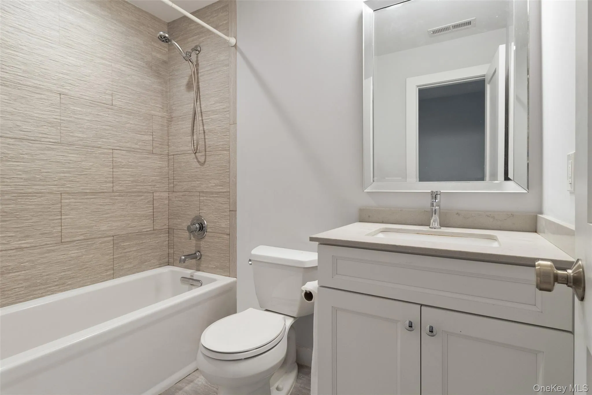 44-46 Ellsworth Avenue, Harrison, NY, 3 Bedrooms Bedrooms, 6 Rooms Rooms,2 BathroomsBathrooms,Residential Lease,For Rent,Ellsworth,0,1014866 44-46 Ellsworth Avenue, Harrison, NY, 3 Bedrooms Bedrooms, 6 Rooms Rooms,2 BathroomsBathrooms,Residential Lease,For Rent,Ellsworth,0,1014866