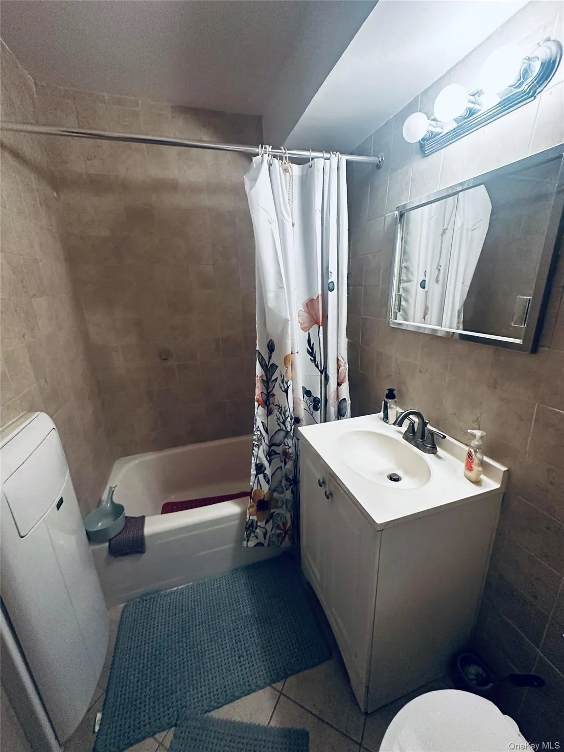 89-00 170 Street, New York, NY, 1 Bedroom Bedrooms, 5 Rooms Rooms,1 BathroomBathrooms,Residential,For Rent,170,0,1014867 89-00 170 Street, New York, NY, 1 Bedroom Bedrooms, 5 Rooms Rooms,1 BathroomBathrooms,Residential,For Rent,170,0,1014867
