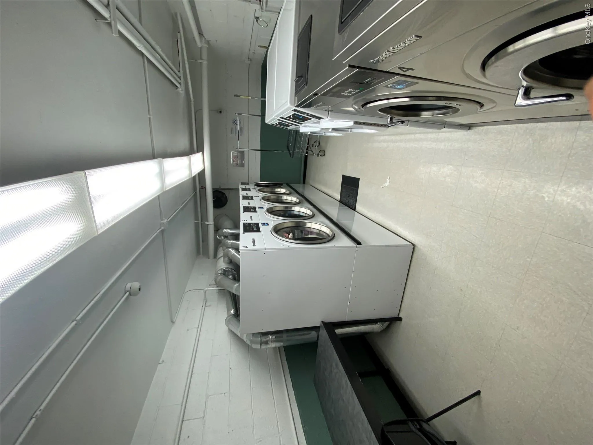 222 Broadway, Yonkers, NY, 2 Bedrooms Bedrooms, 5 Rooms Rooms,2 BathroomsBathrooms,Residential Lease,For Rent,Broadway,0,1014868 222 Broadway, Yonkers, NY, 2 Bedrooms Bedrooms, 5 Rooms Rooms,2 BathroomsBathrooms,Residential Lease,For Rent,Broadway,0,1014868