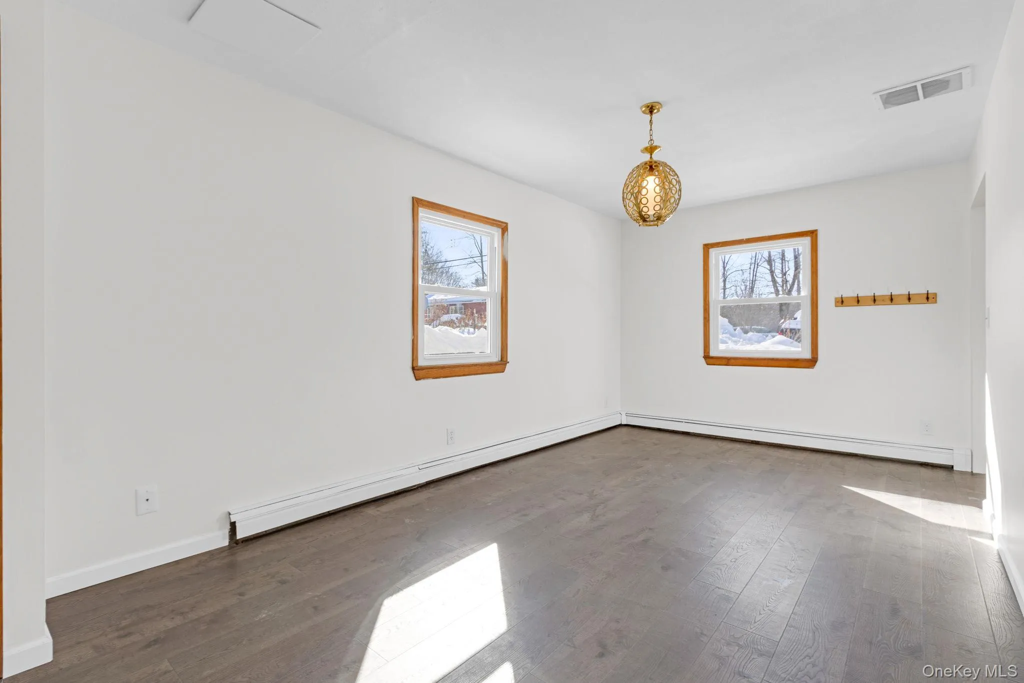 51 Greenwood Avenue, Warwick (town), NY, 3 Bedrooms Bedrooms, 5 Rooms Rooms,2 BathroomsBathrooms,Residential,For Rent,Greenwood,0,1014870 51 Greenwood Avenue, Warwick (town), NY, 3 Bedrooms Bedrooms, 5 Rooms Rooms,2 BathroomsBathrooms,Residential,For Rent,Greenwood,0,1014870