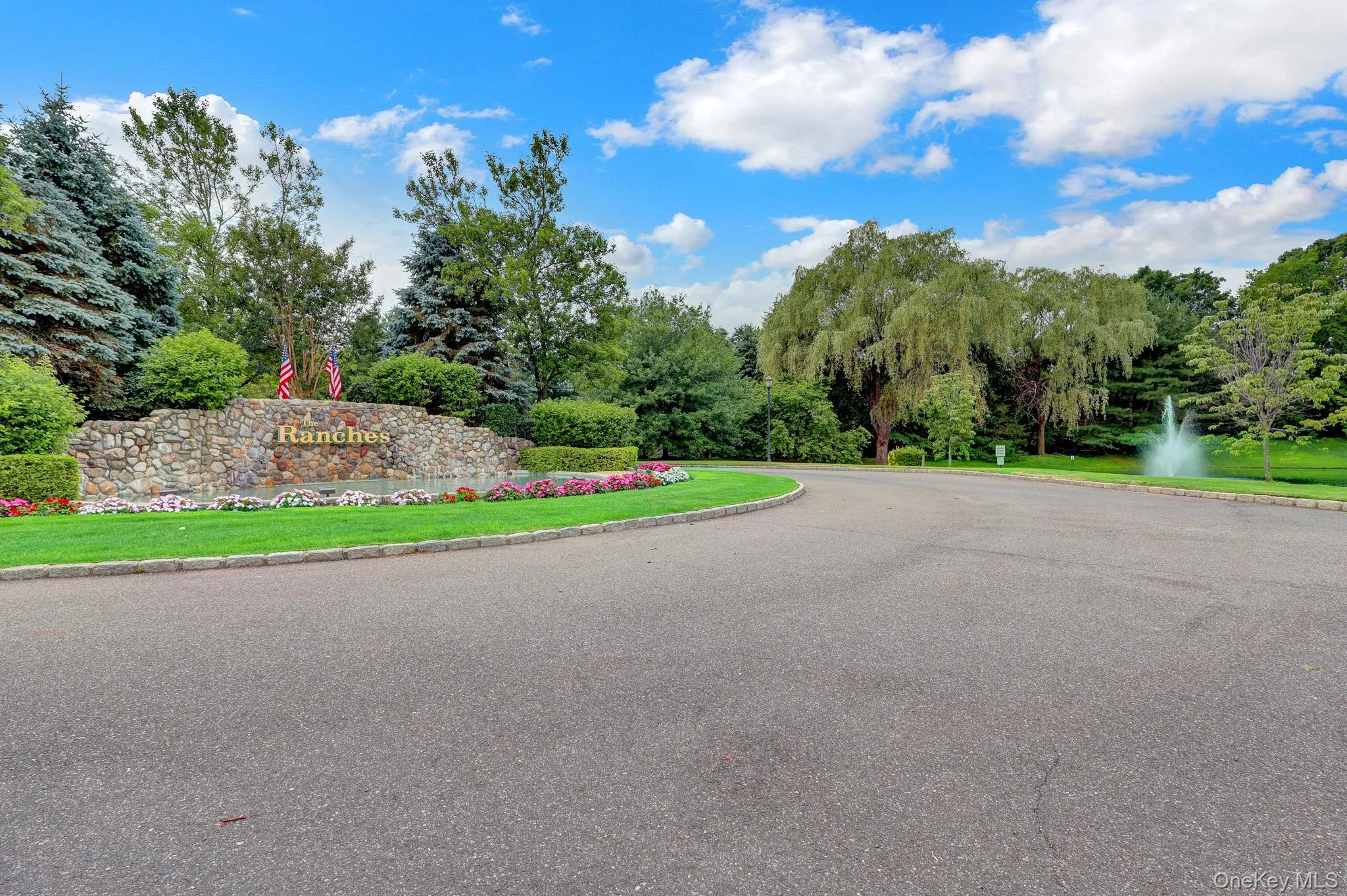 99 Constantine Way, Brookhaven, NY, 2 Bedrooms Bedrooms, 5 Rooms Rooms,2 BathroomsBathrooms,Residential,For Rent,Constantine,0,1014871 99 Constantine Way, Brookhaven, NY, 2 Bedrooms Bedrooms, 5 Rooms Rooms,2 BathroomsBathrooms,Residential,For Rent,Constantine,0,1014871