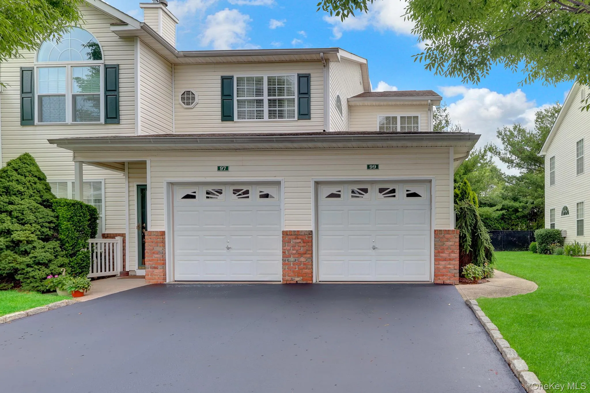 99 Constantine Way, Brookhaven, NY, 2 Bedrooms Bedrooms, 5 Rooms Rooms,2 BathroomsBathrooms,Residential,For Rent,Constantine,0,1014871 99 Constantine Way, Brookhaven, NY, 2 Bedrooms Bedrooms, 5 Rooms Rooms,2 BathroomsBathrooms,Residential,For Rent,Constantine,0,1014871