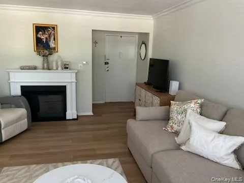 221 Middletown Road, Orangetown, NY, 1 Bedroom Bedrooms, 3 Rooms Rooms,1 BathroomBathrooms,Residential Lease,For Rent,Middletown,0,1014876 221 Middletown Road, Orangetown, NY, 1 Bedroom Bedrooms, 3 Rooms Rooms,1 BathroomBathrooms,Residential Lease,For Rent,Middletown,0,1014876
