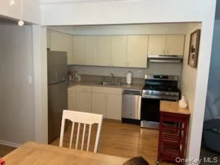 221 Middletown Road, Orangetown, NY, 1 Bedroom Bedrooms, 3 Rooms Rooms,1 BathroomBathrooms,Residential Lease,For Rent,Middletown,0,1014876 221 Middletown Road, Orangetown, NY, 1 Bedroom Bedrooms, 3 Rooms Rooms,1 BathroomBathrooms,Residential Lease,For Rent,Middletown,0,1014876